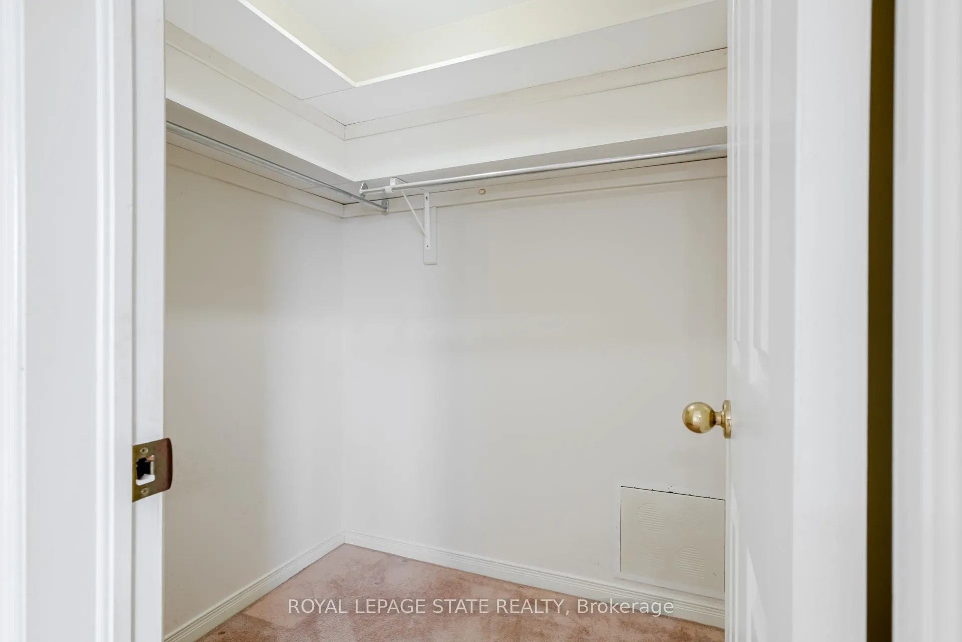 Photo 30 of 1357 Upper Sherman Avenue, Hamilton, Randall — HOMEH