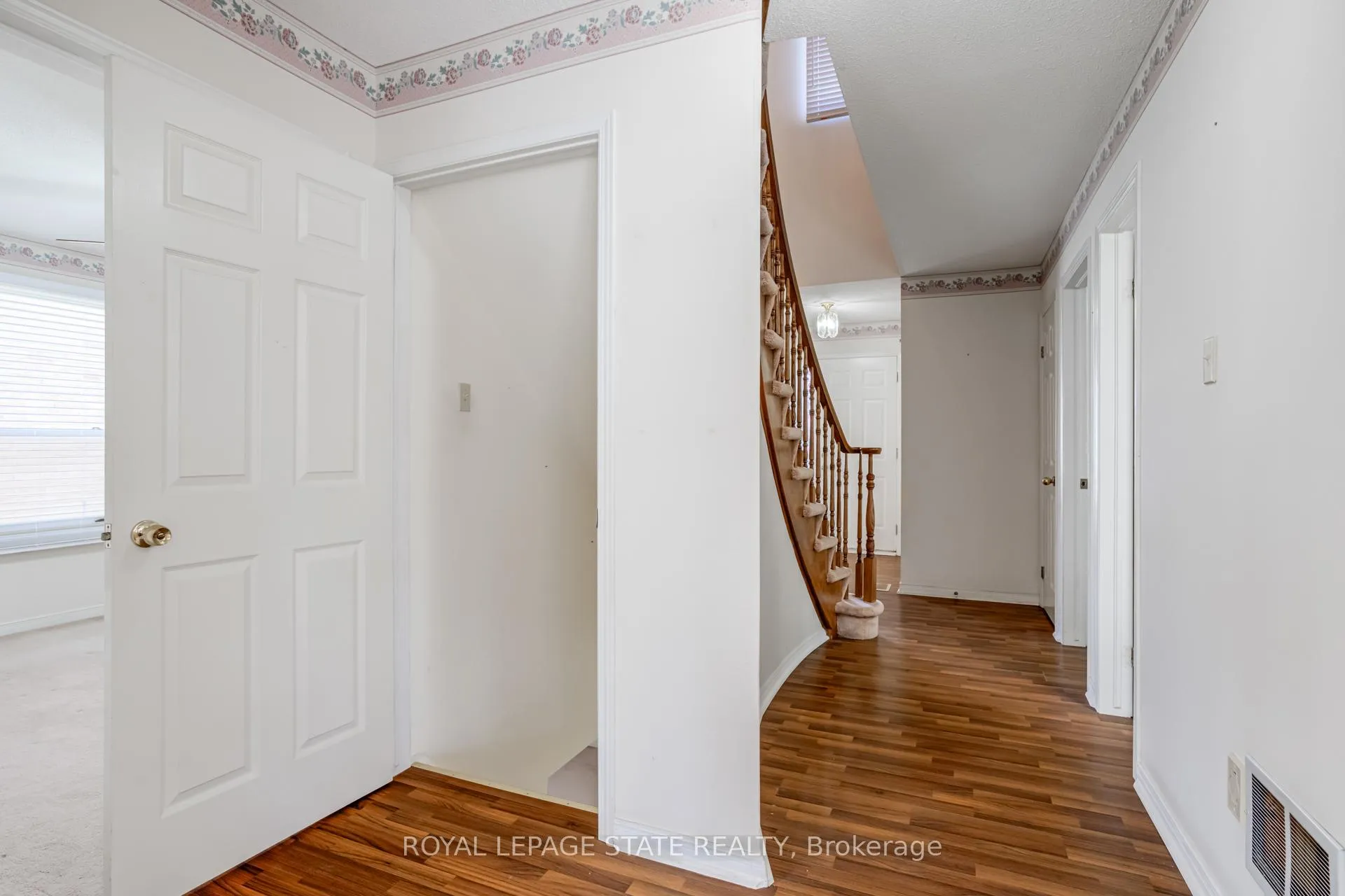 Photo 37 of 1357 Upper Sherman Avenue, Hamilton, Randall — HOMEH