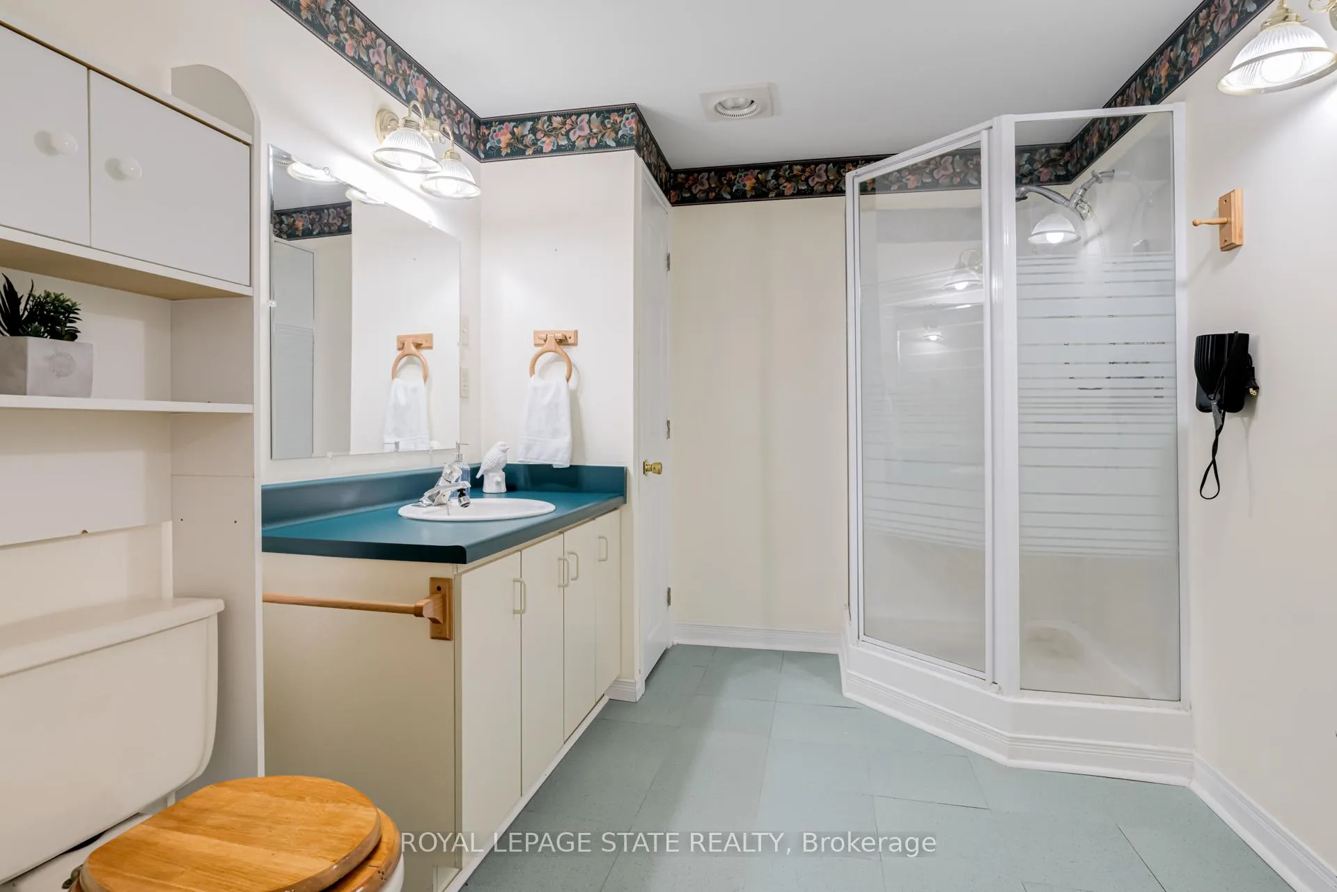 Photo 40 of 1357 Upper Sherman Avenue, Hamilton, Randall — HOMEH
