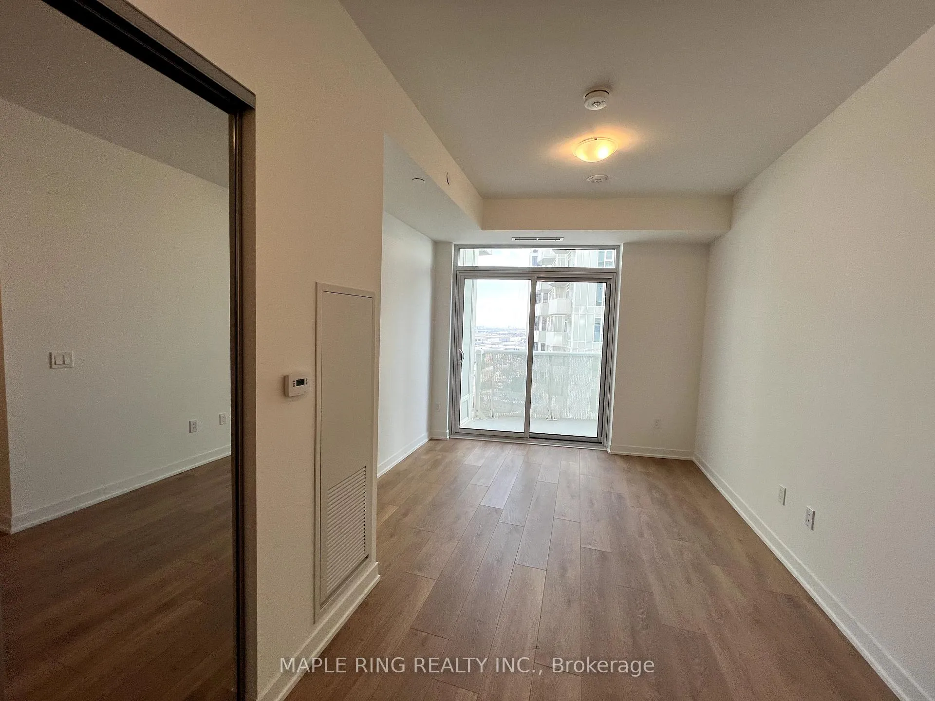 Photo 10 of Unit 1132, 498 Caldari Road, Vaughan, Concord — HOMEH