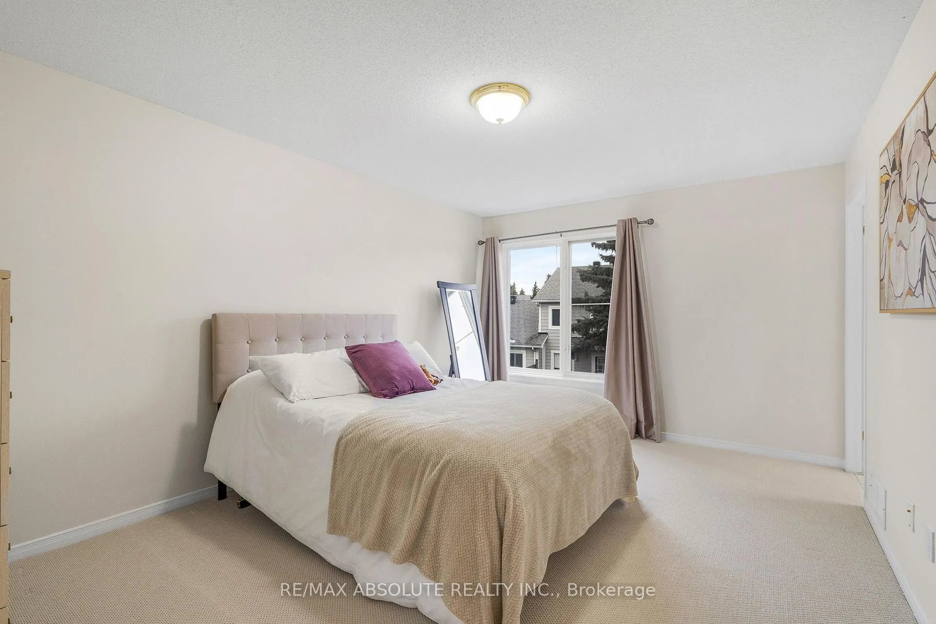 Photo 15 of 11 Foxden Place, Ottawa, Hunt Club Park — HOMEH