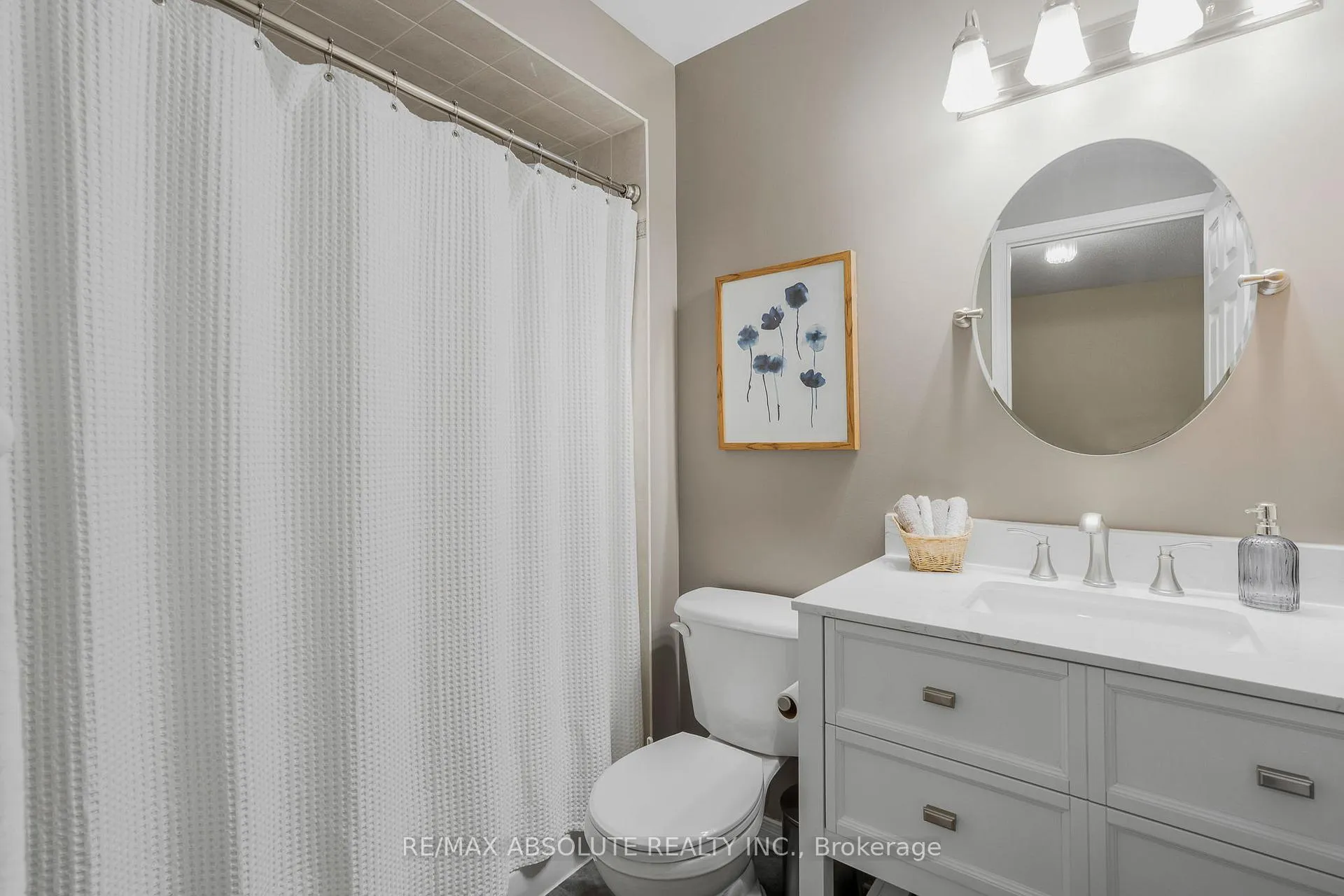 Photo 21 of 11 Foxden Place, Ottawa, Hunt Club Park — HOMEH
