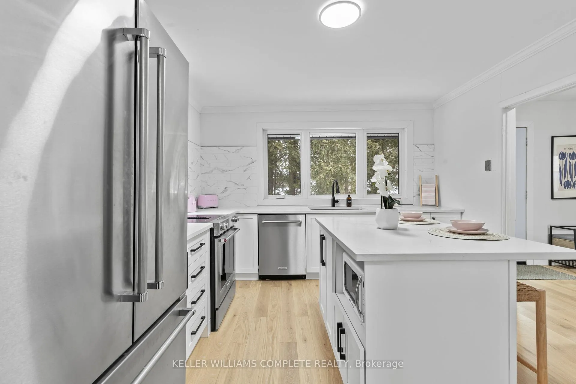 Photo 10 of 30 Ann Street, Hamilton, Dundas — HOMEH
