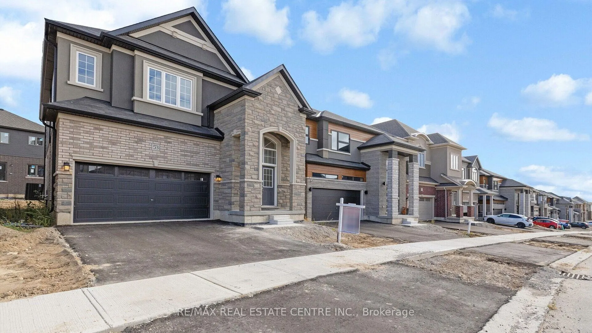 Photo 3 of 53 George Brier Drive E, Brant, Paris — HOMEH