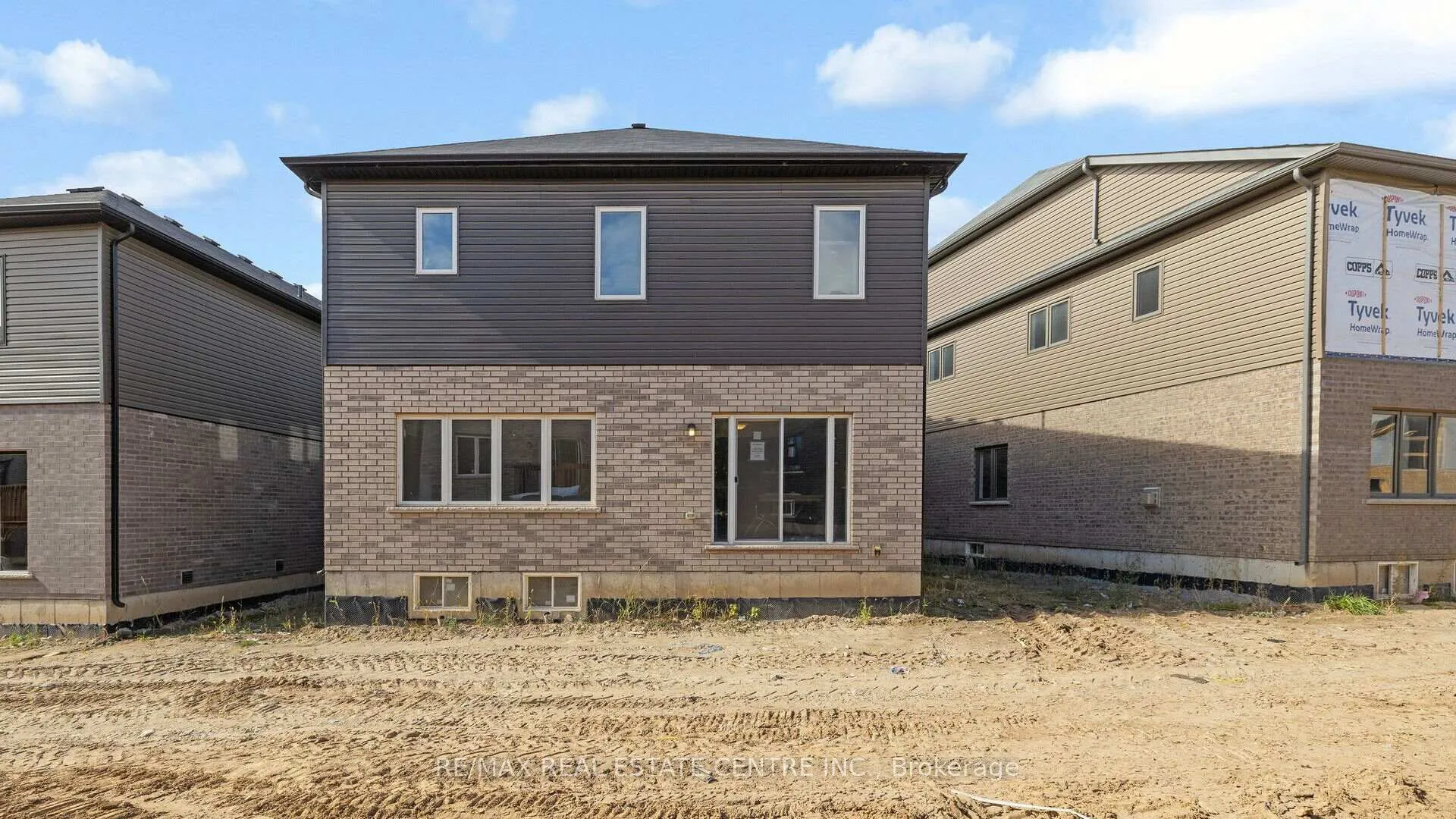 Photo 39 of 53 George Brier Drive E, Brant, Paris — HOMEH