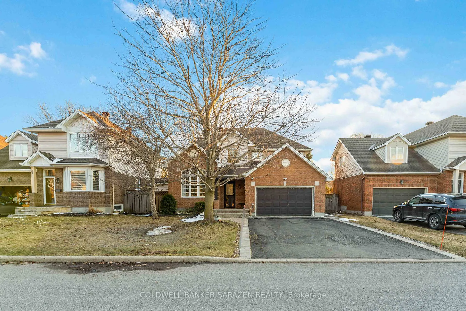 Photo 1 of 734 Rolling River Crescent, Ottawa, Riverside South/Gloucester Glen — HOMEH