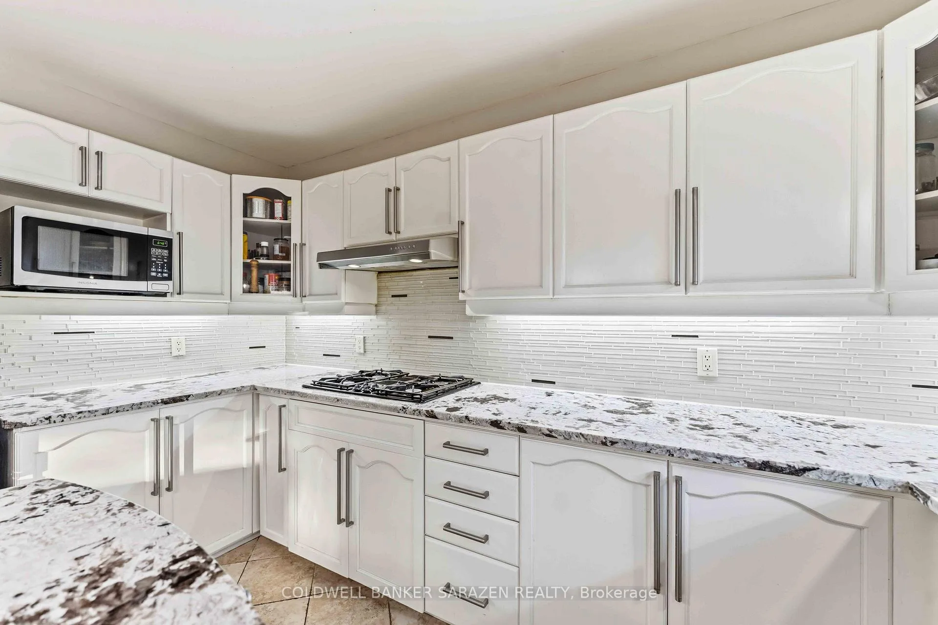 Photo 8 of 734 Rolling River Crescent, Ottawa, Riverside South/Gloucester Glen — HOMEH