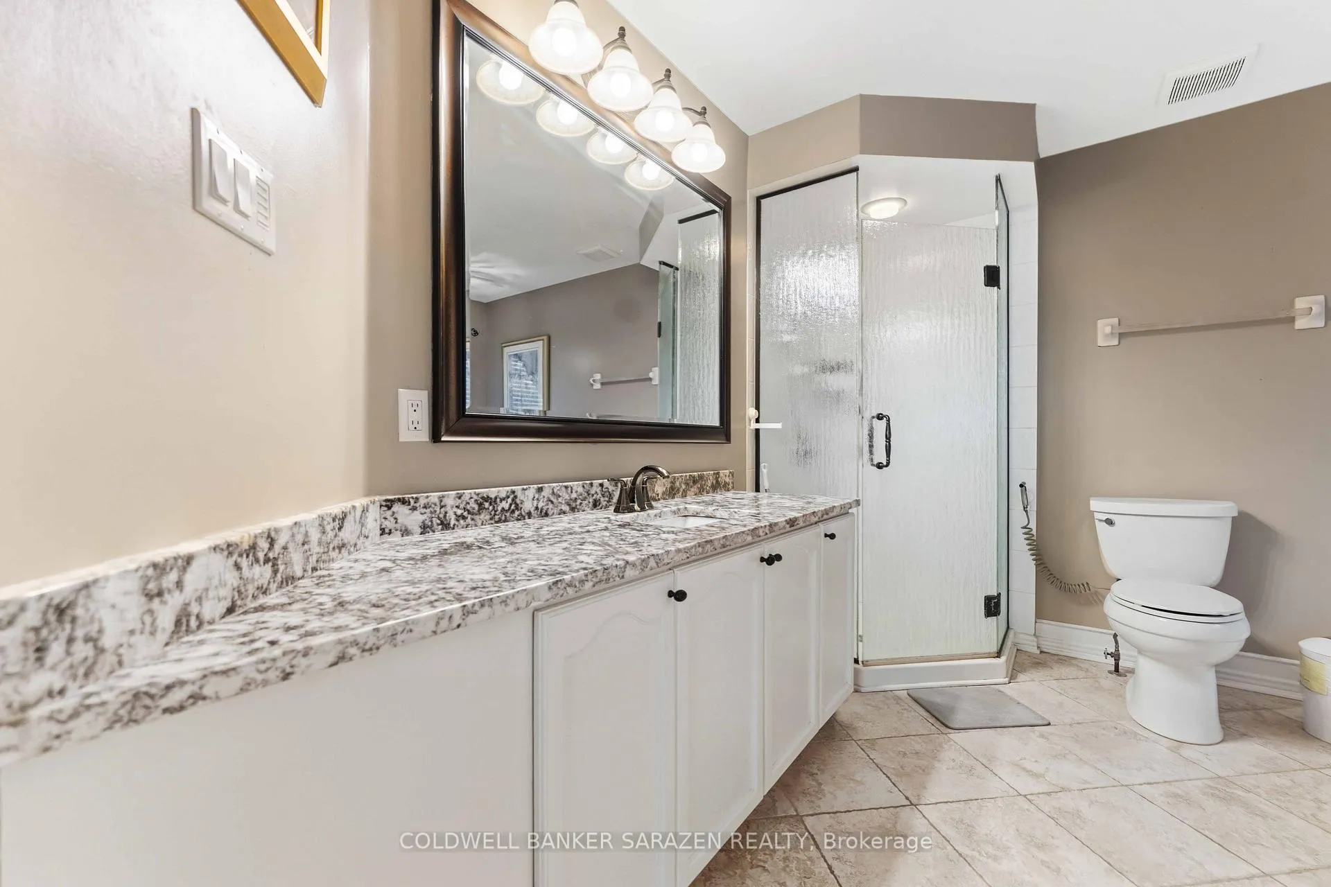 Photo 16 of 734 Rolling River Crescent, Ottawa, Riverside South/Gloucester Glen — HOMEH