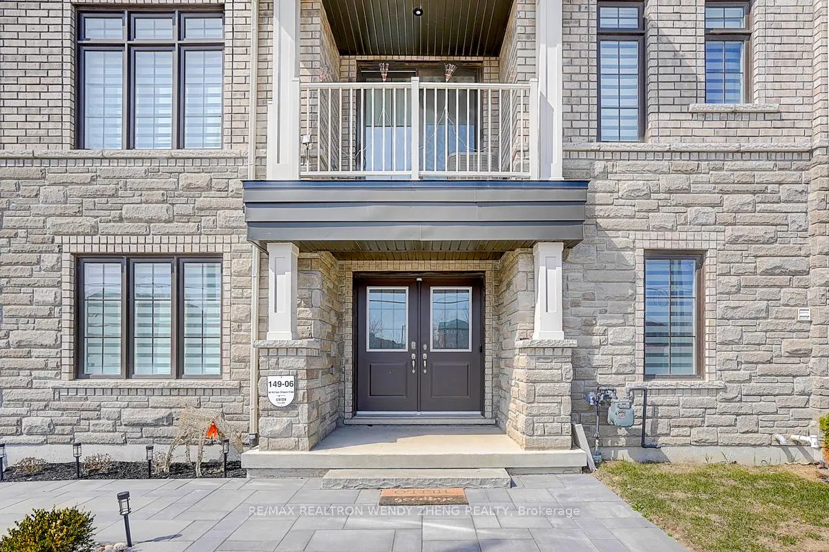 Photo 3 of 36 William Shearn Crescent, Markham, Angus Glen — HOMEH