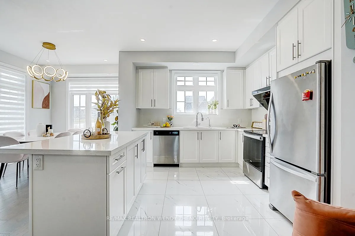 Photo 19 of 36 William Shearn Crescent, Markham, Angus Glen — HOMEH