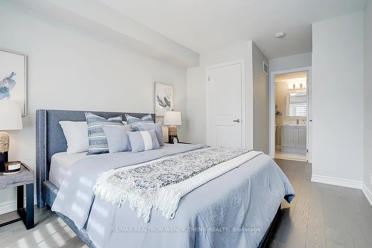 Photo 32 of 36 William Shearn Crescent, Markham, Angus Glen — HOMEH