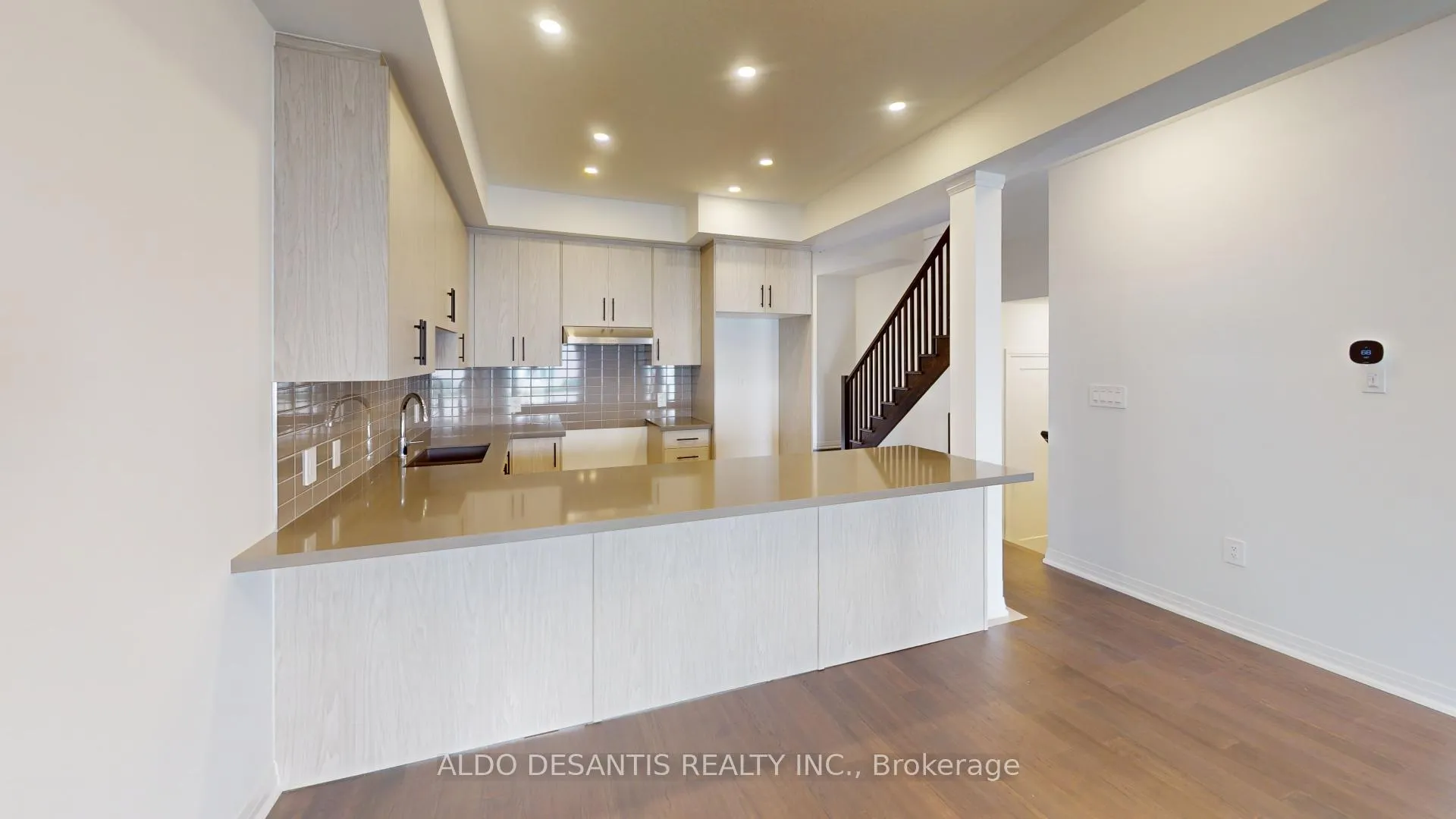 Photo 23 of 214 Rockledge Drive, Hamilton, Hannon — HOMEH