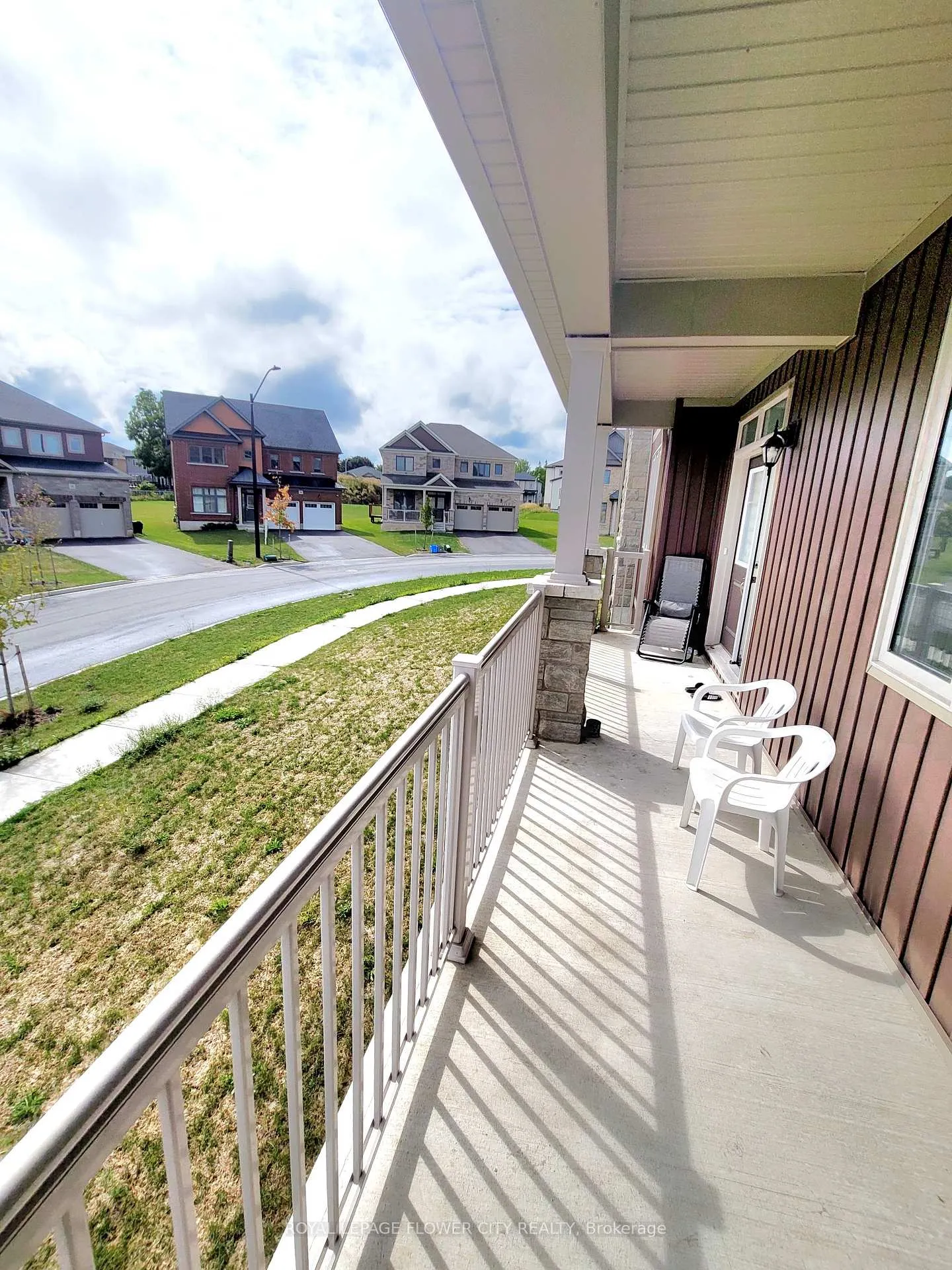 Photo 13 of 5 Oriole Crescent, Port Colborne, Main Street — HOMEH
