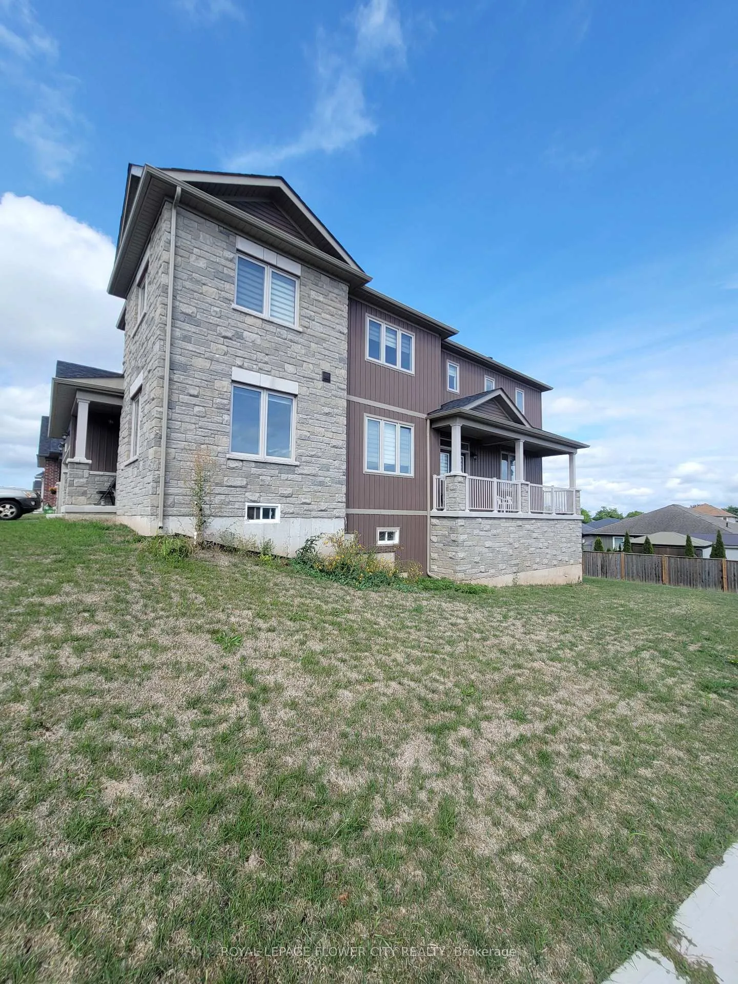 Photo 14 of 5 Oriole Crescent, Port Colborne, Main Street — HOMEH