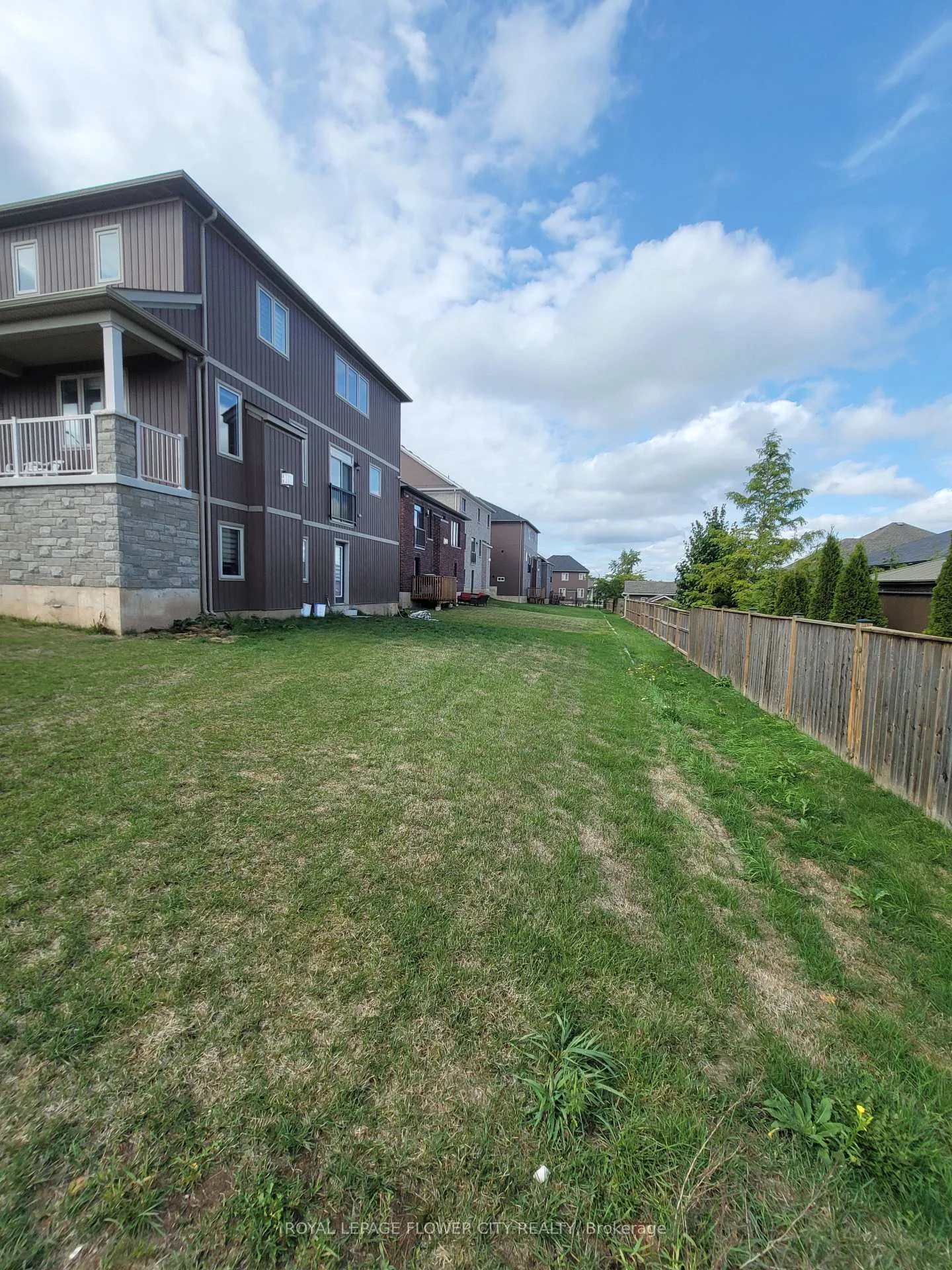 Photo 16 of 5 Oriole Crescent, Port Colborne, Main Street — HOMEH