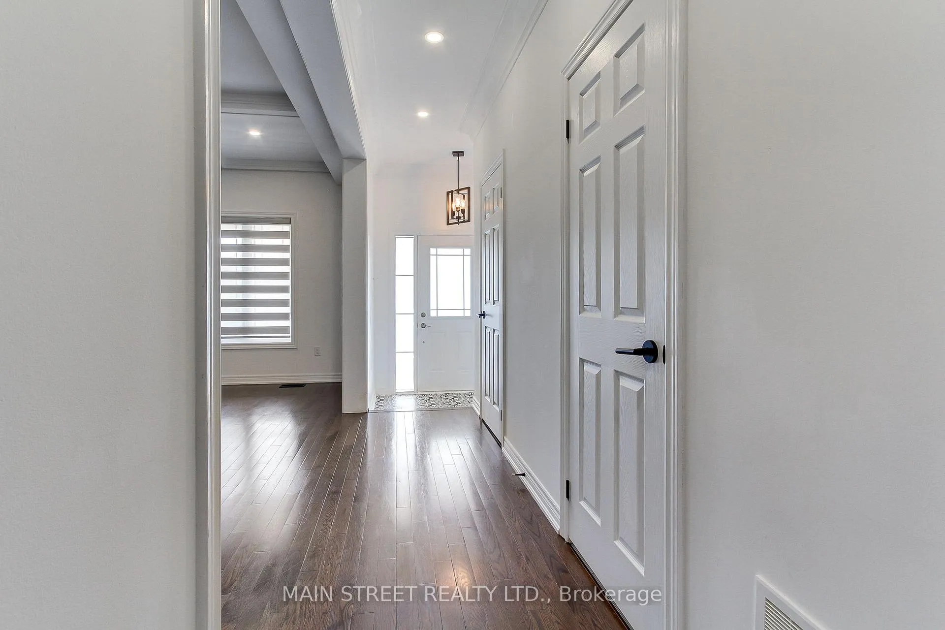 Photo 7 of 1386 Dallman Street, Innisfil, Lefroy — HOMEH