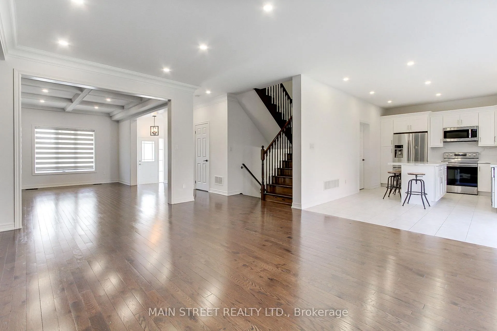 Photo 21 of 1386 Dallman Street, Innisfil, Lefroy — HOMEH