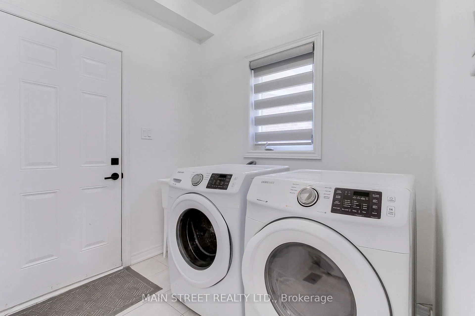 Photo 25 of 1386 Dallman Street, Innisfil, Lefroy — HOMEH