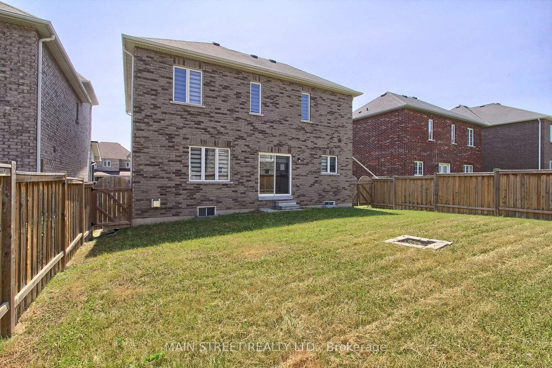 Photo 47 of 1386 Dallman Street, Innisfil, Lefroy — HOMEH