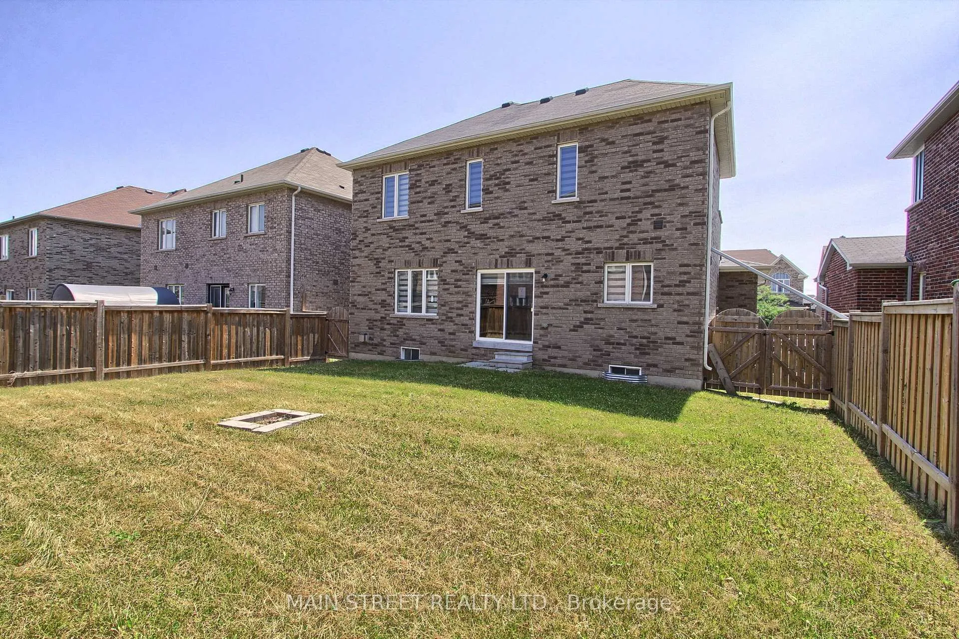 Photo 48 of 1386 Dallman Street, Innisfil, Lefroy — HOMEH
