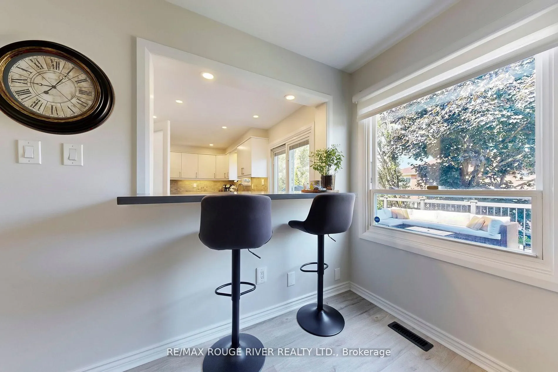 Photo 9 of 13 Dagwell Crescent, Ajax, Central West — HOMEH