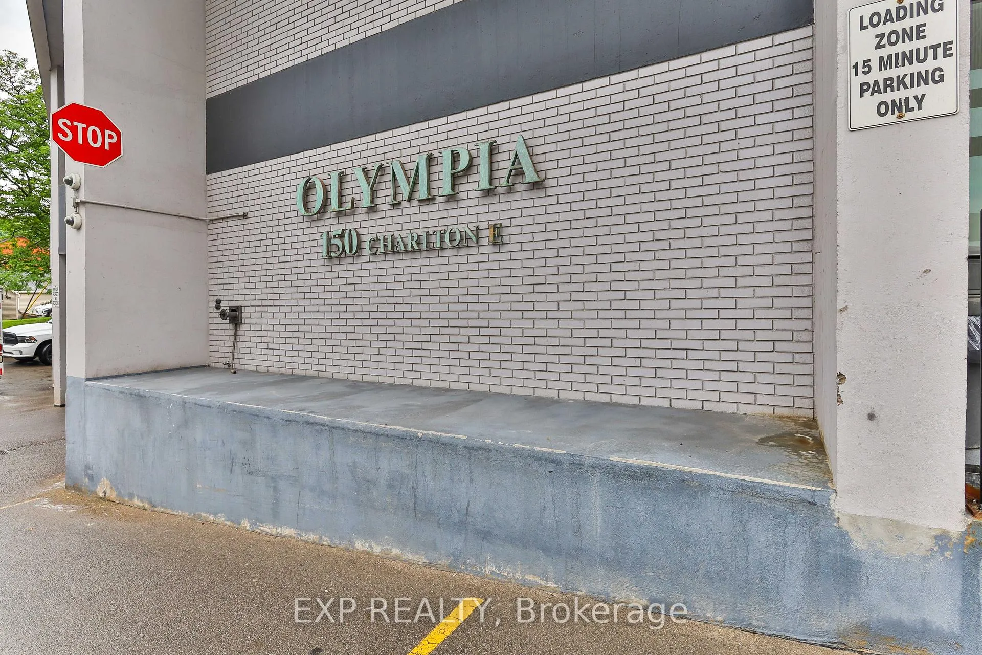 Photo 2 of Unit 1102, 150 Charlton Avenue E, Hamilton, Corktown — HOMEH