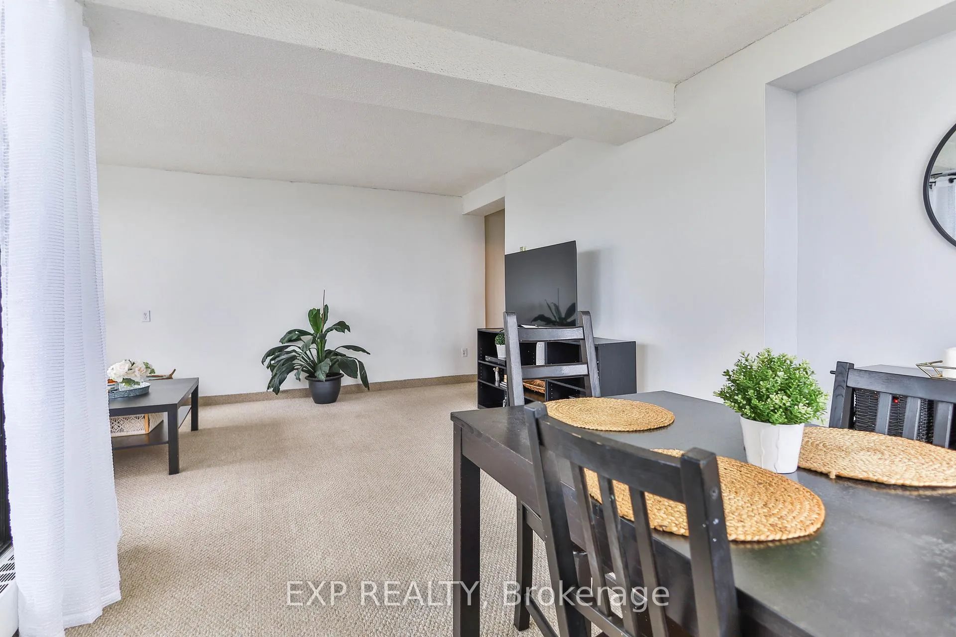 Photo 10 of Unit 1102, 150 Charlton Avenue E, Hamilton, Corktown — HOMEH