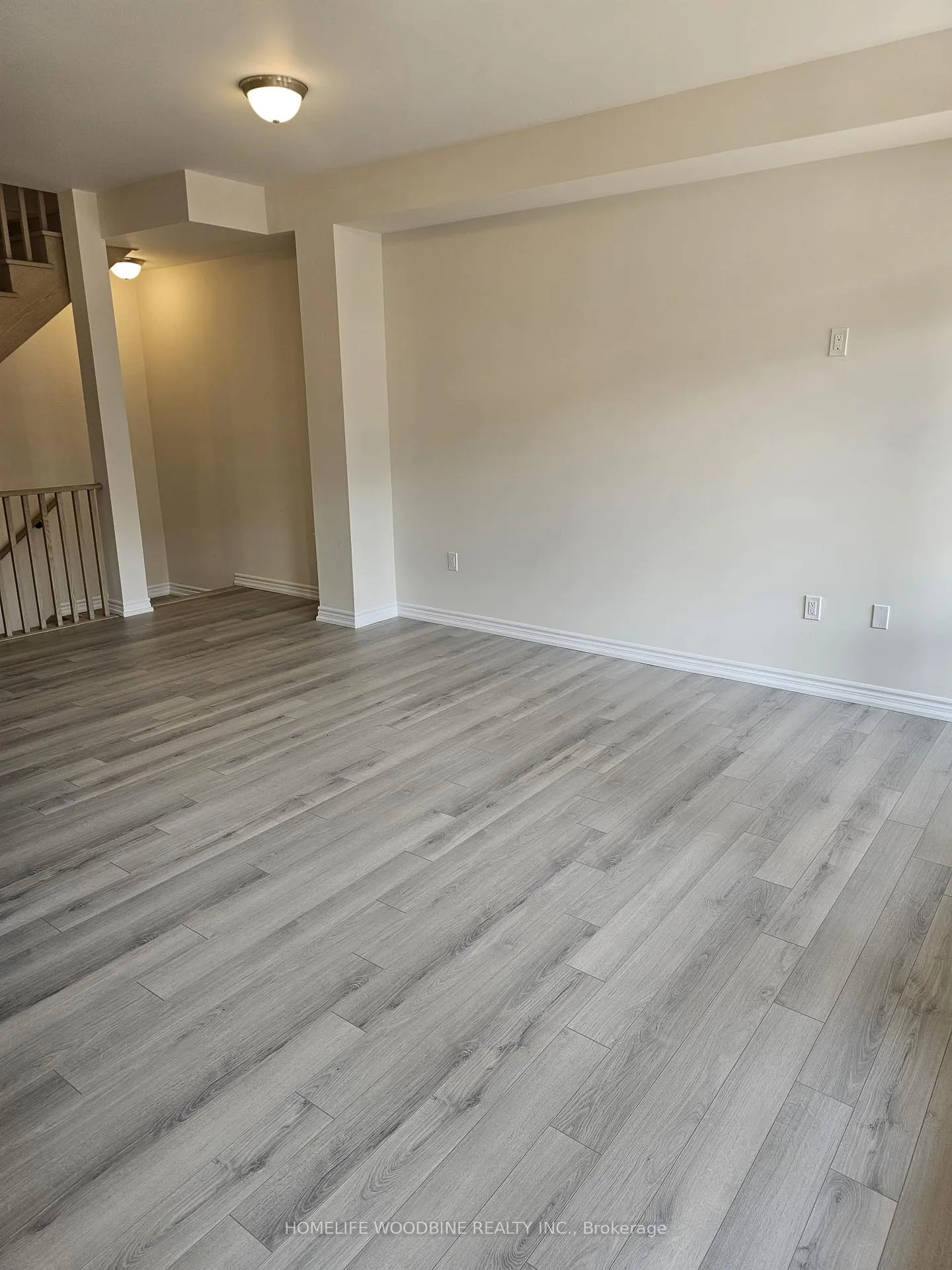 Photo 4 of Unit 44, 30 Chiffon Street, Vaughan, Steeles West Industrial — HOMEH