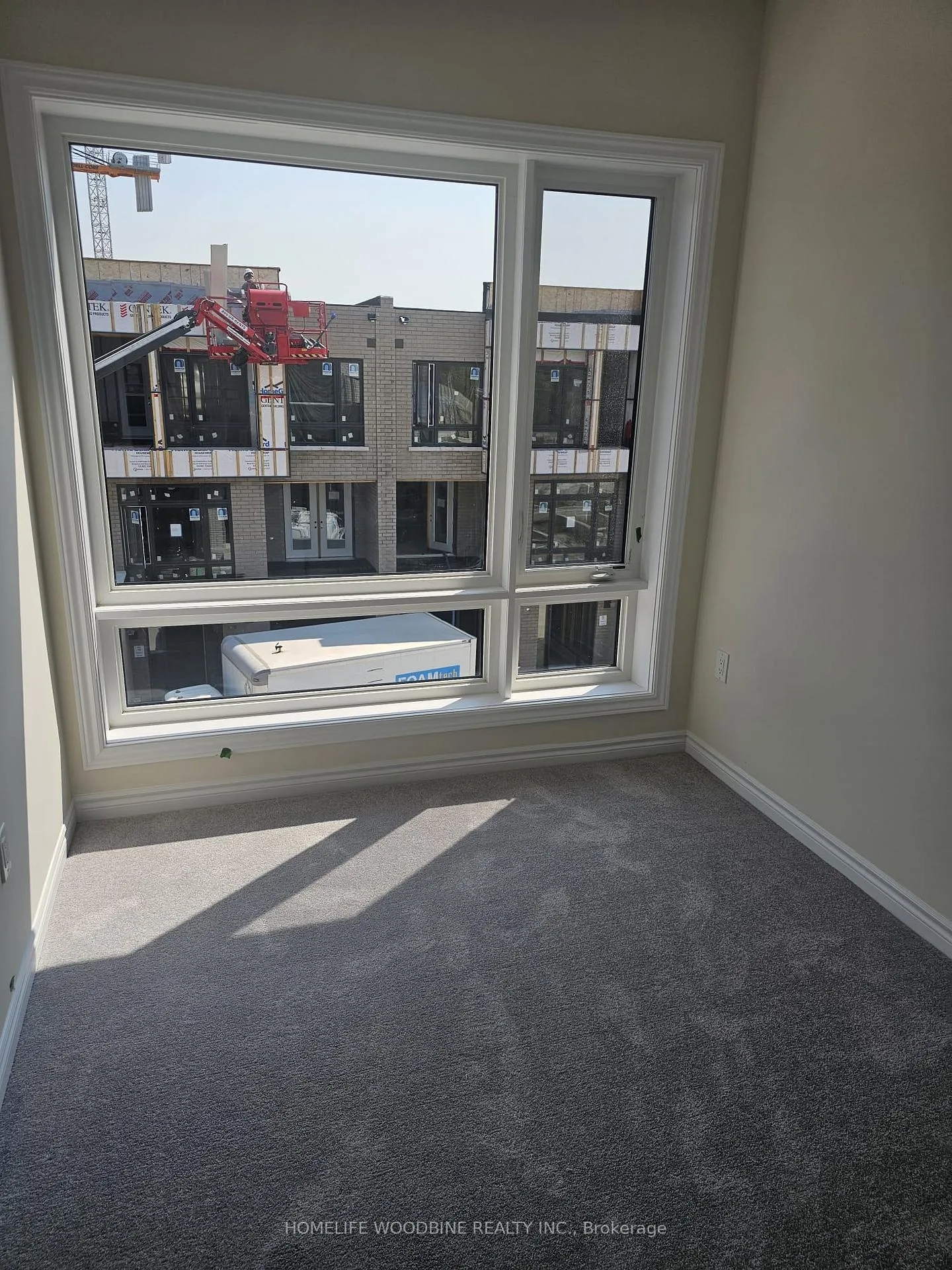 Photo 11 of Unit 44, 30 Chiffon Street, Vaughan, Steeles West Industrial — HOMEH