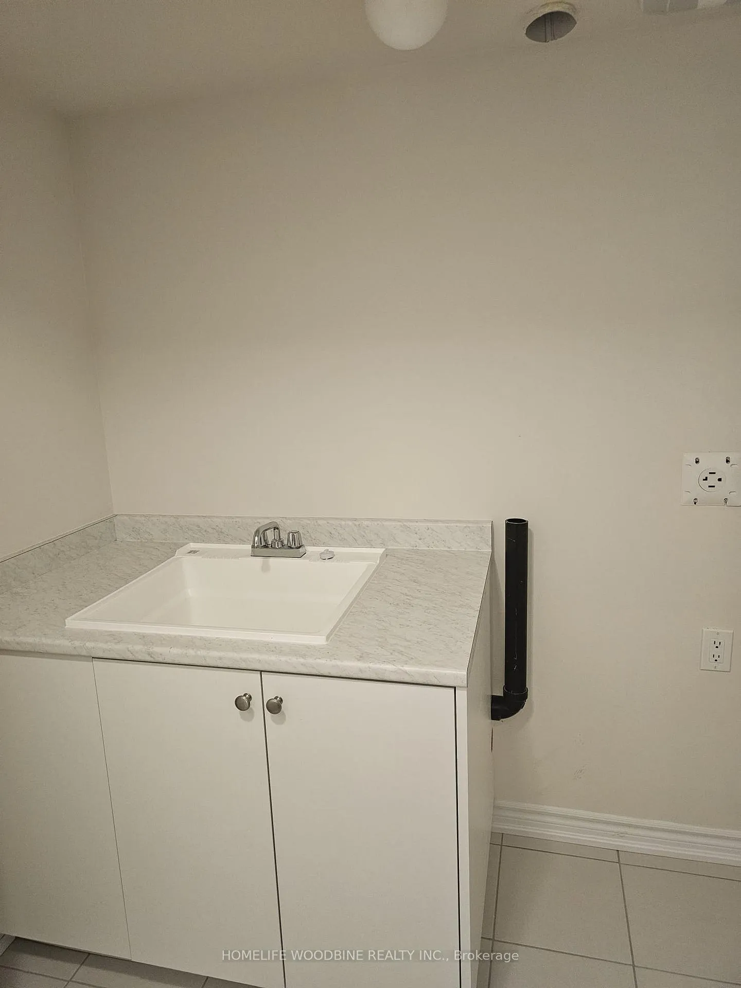 Photo 12 of Unit 44, 30 Chiffon Street, Vaughan, Steeles West Industrial — HOMEH