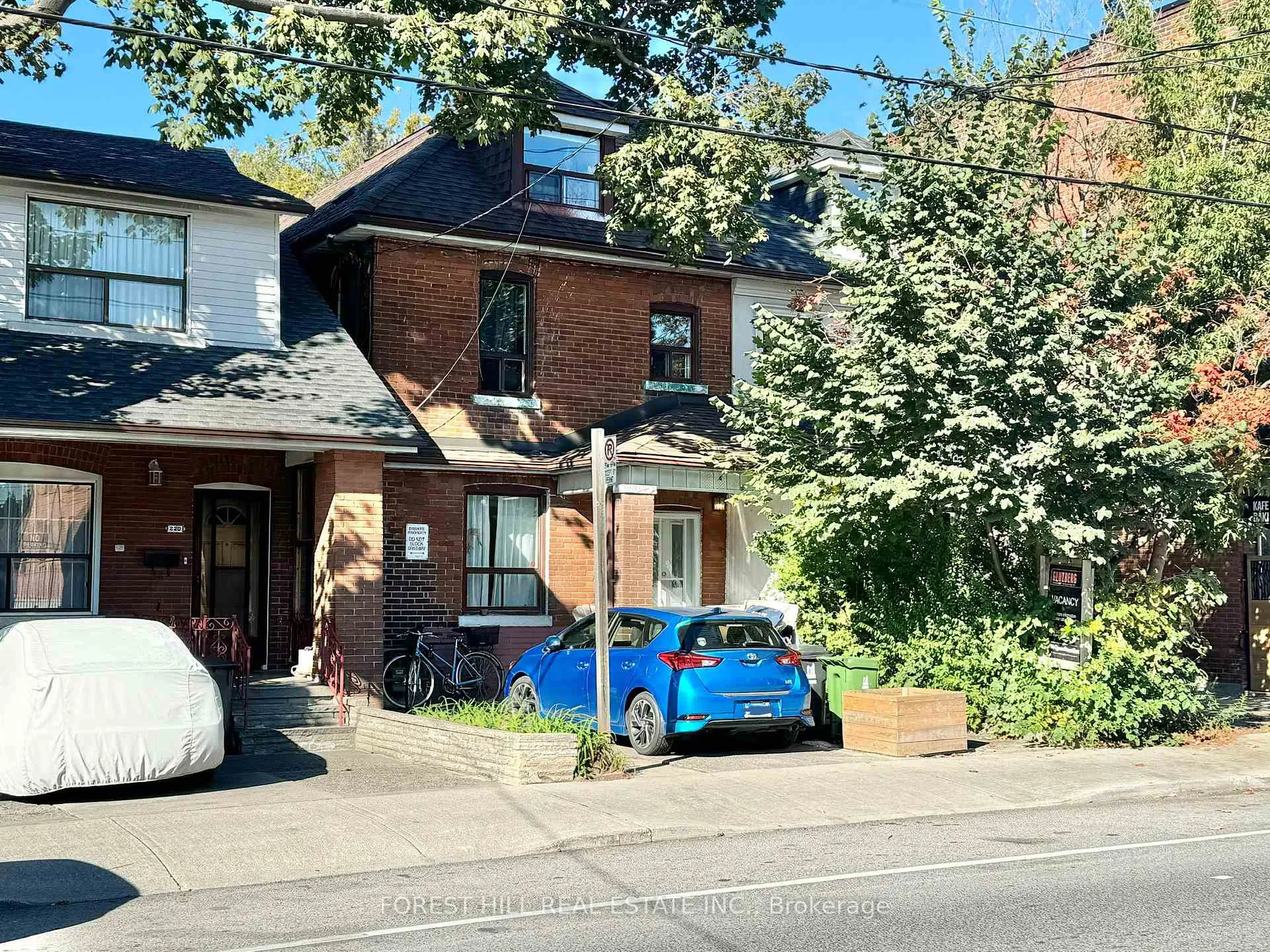 Front of 222 Oakwood Avenue