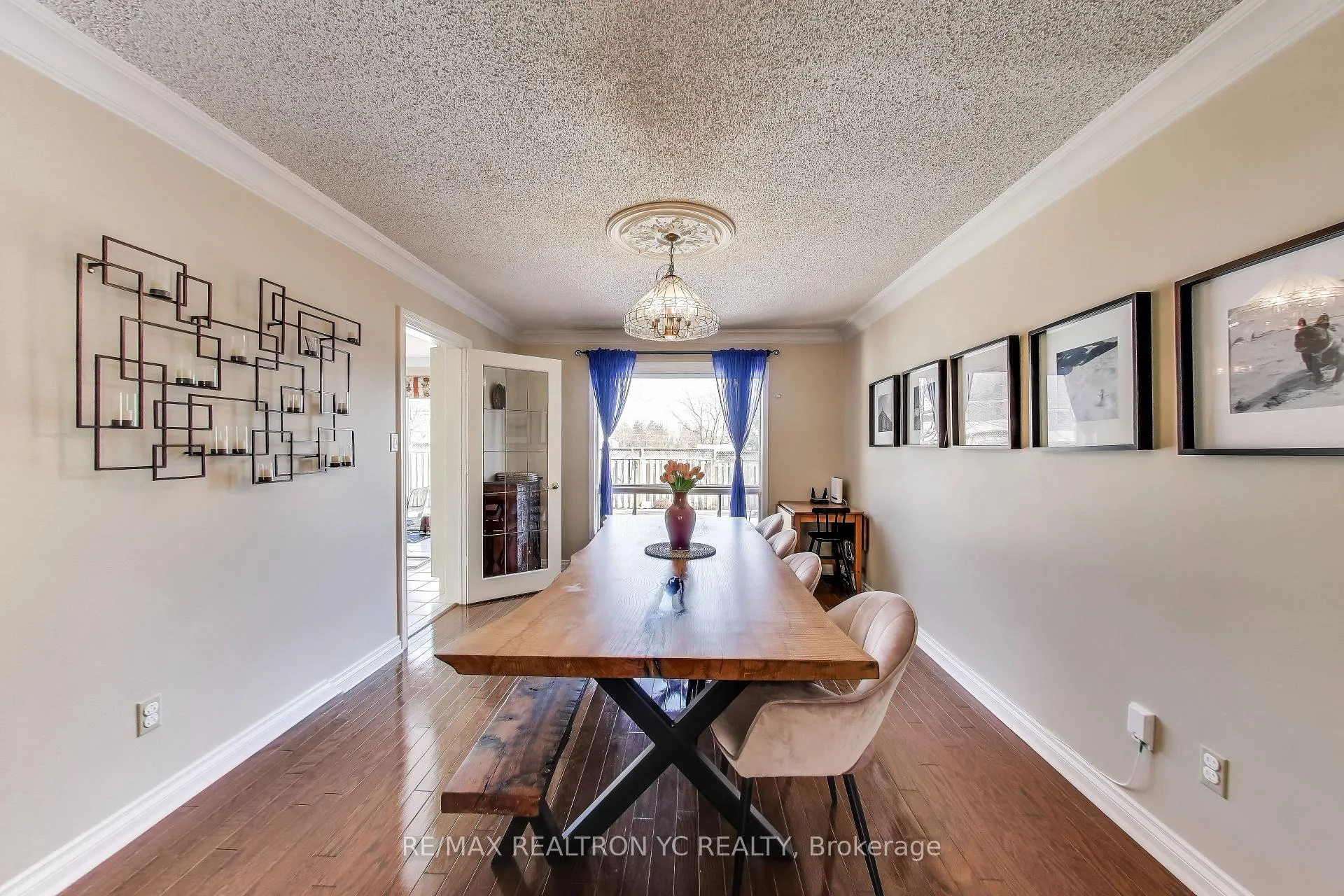 Photo 5 of 896 Darwin Drive, Pickering, Dunbarton — HOMEH