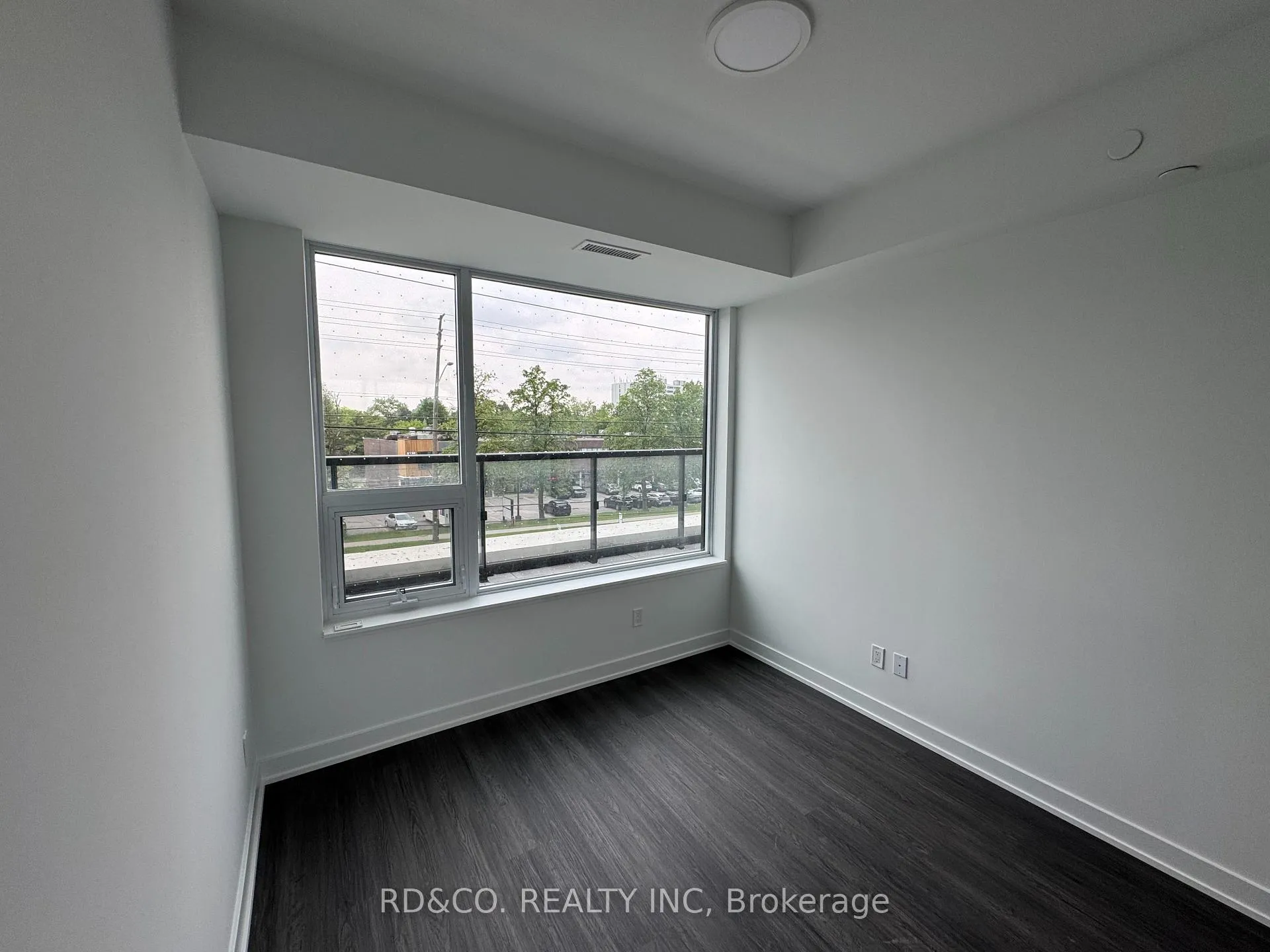 Photo 6 of Unit 216, 8188 Yonge Street, Vaughan, Uplands — HOMEH