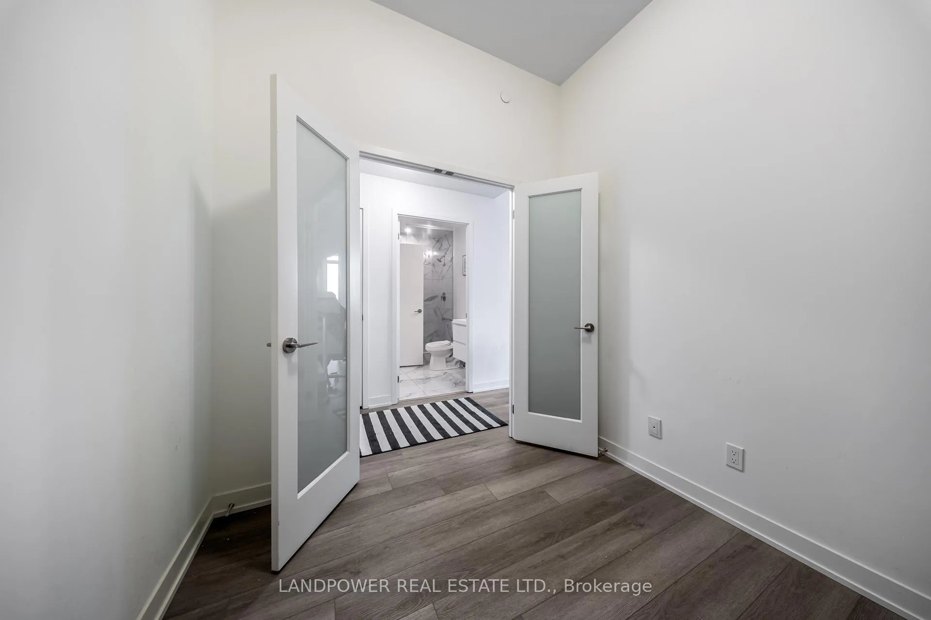 Photo 16 of Unit 1809, 292 Verdale Crossing, Markham, Unionville — HOMEH