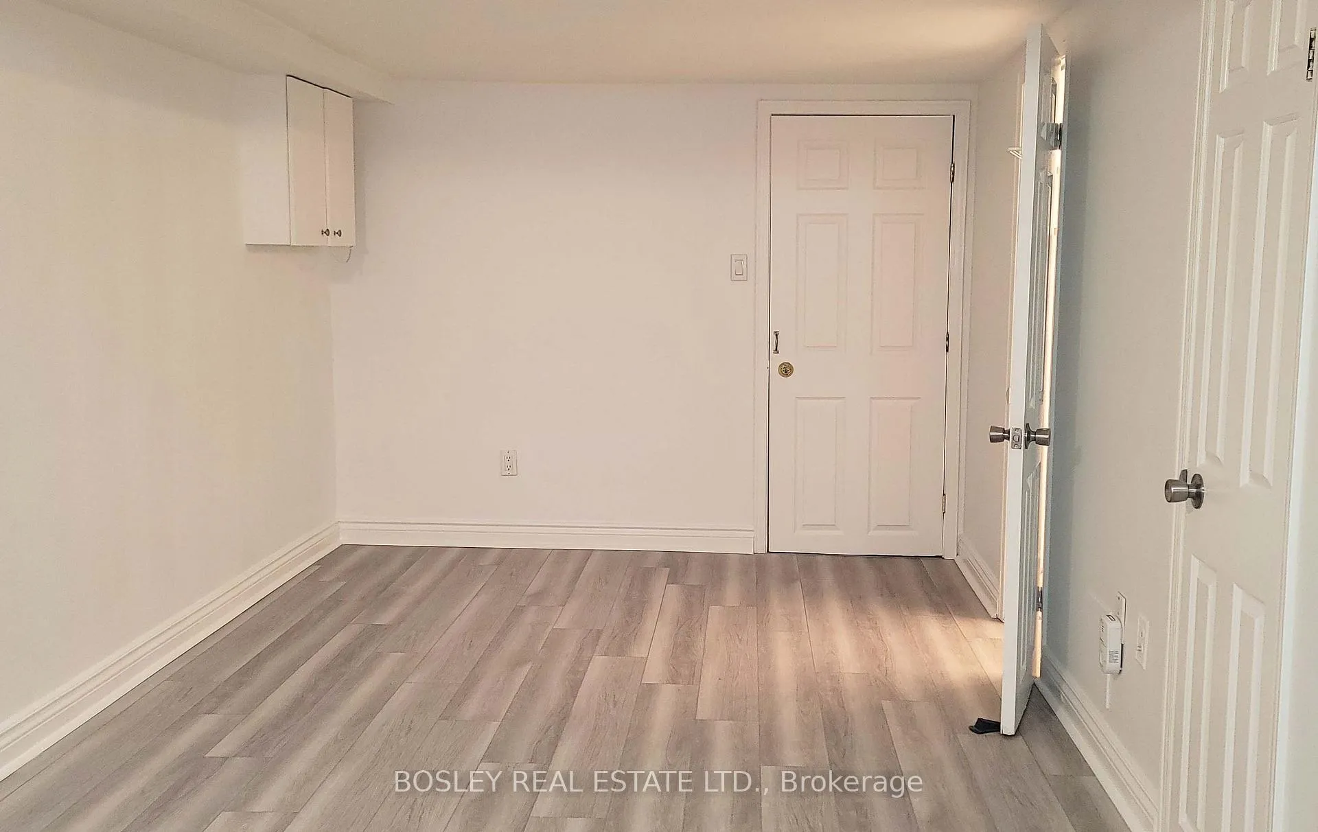 Photo 2 of Unit Bsmt, 8 Sammon Avenue, Toronto, Danforth Village-East York — HOMEH