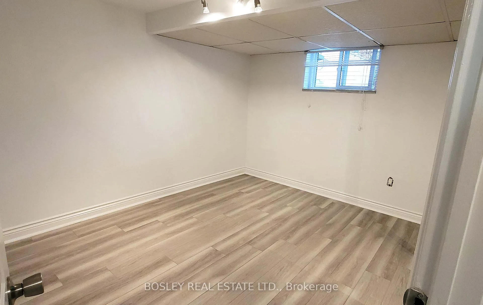 Photo 6 of Unit Bsmt, 8 Sammon Avenue, Toronto, Danforth Village-East York — HOMEH