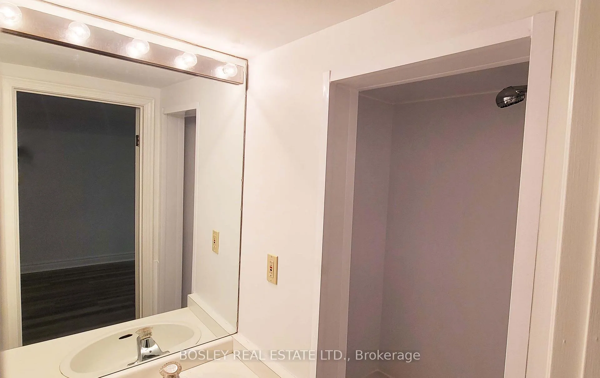 Photo 11 of Unit Bsmt, 8 Sammon Avenue, Toronto, Danforth Village-East York — HOMEH