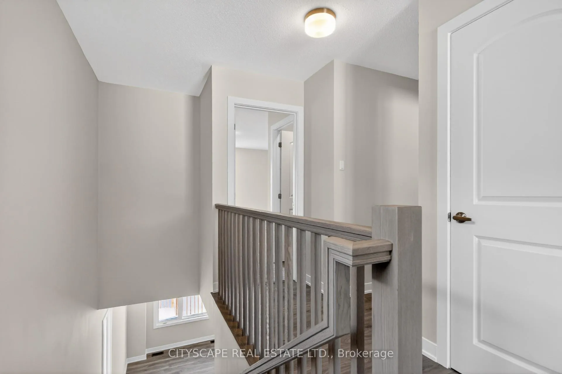 Photo 10 of 544 Promontory Place, Ottawa, Barrhaven - Half Moon Bay — HOMEH