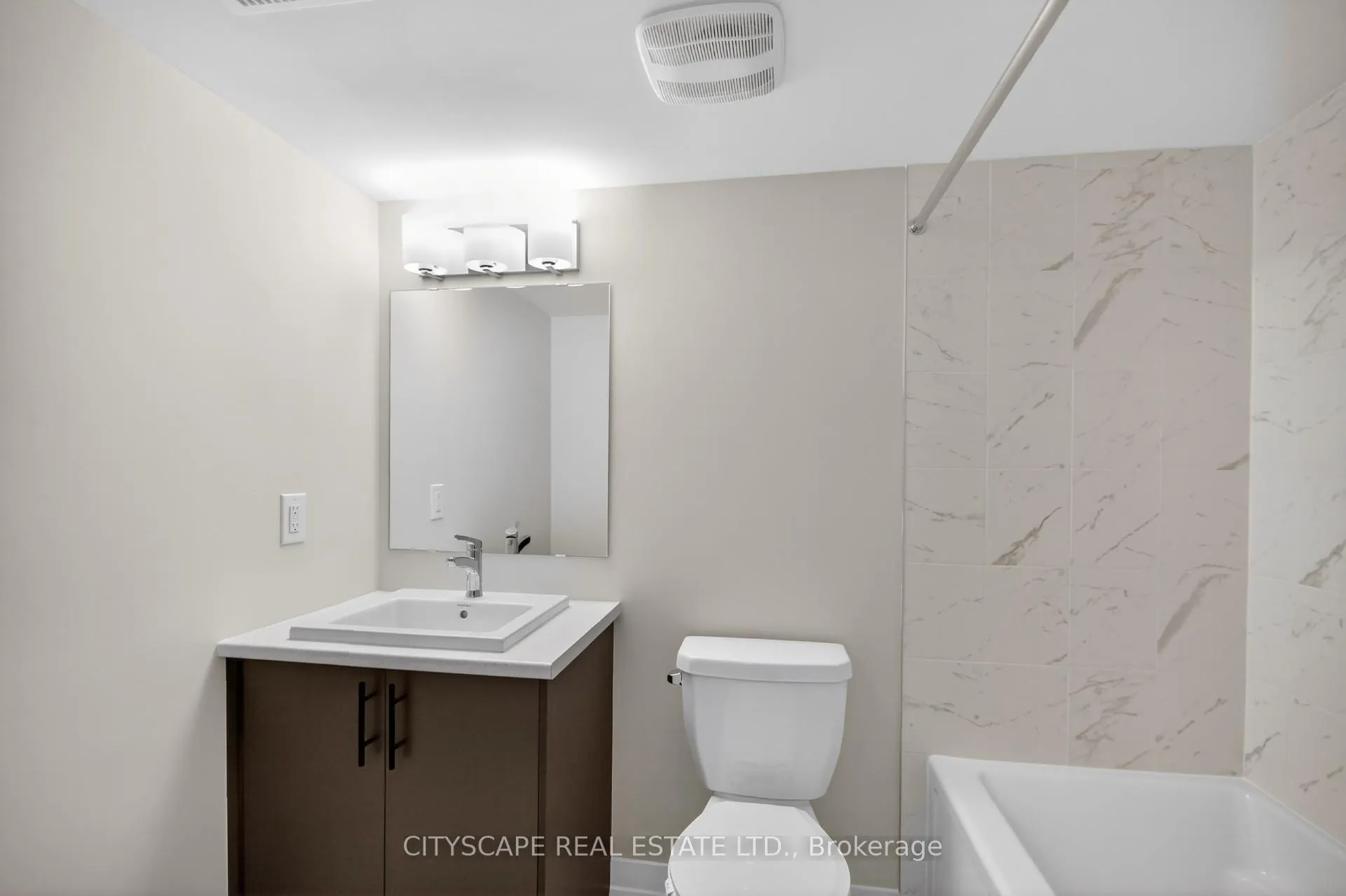 Photo 19 of 544 Promontory Place, Ottawa, Barrhaven - Half Moon Bay — HOMEH