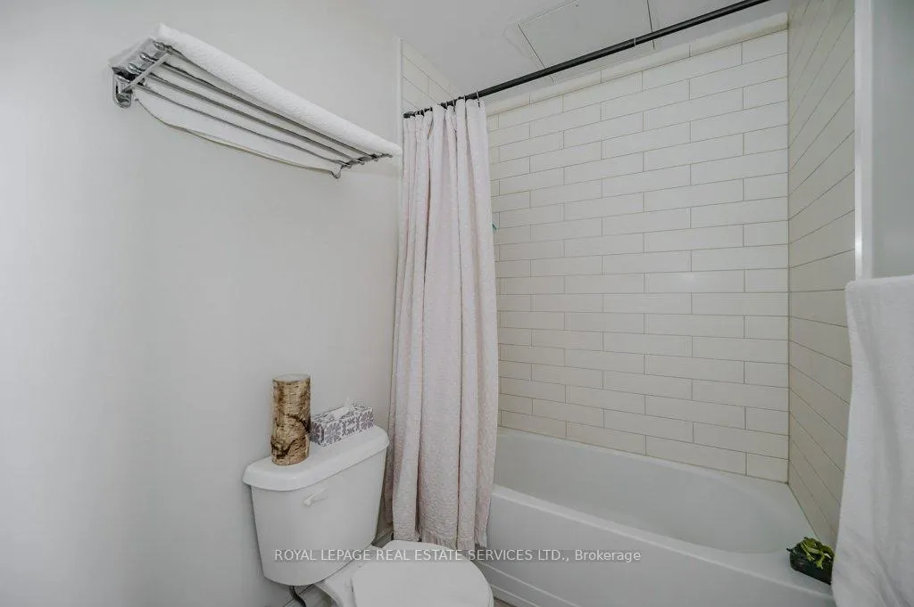 Photo 31 of Unit 206, 200 Stinson Street, Hamilton, Stinson — HOMEH