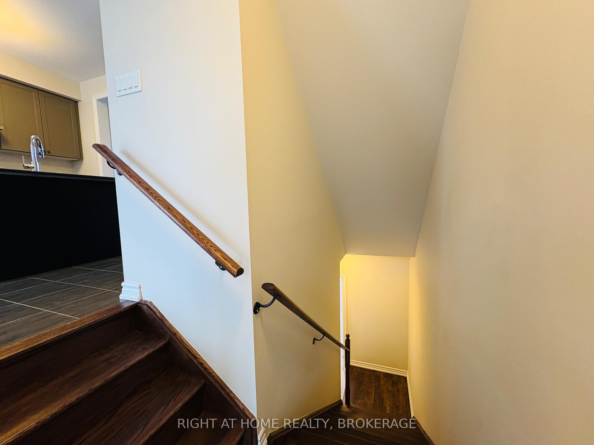 Photo 6 of 54 Douet Lane, Ajax, South East — HOMEH