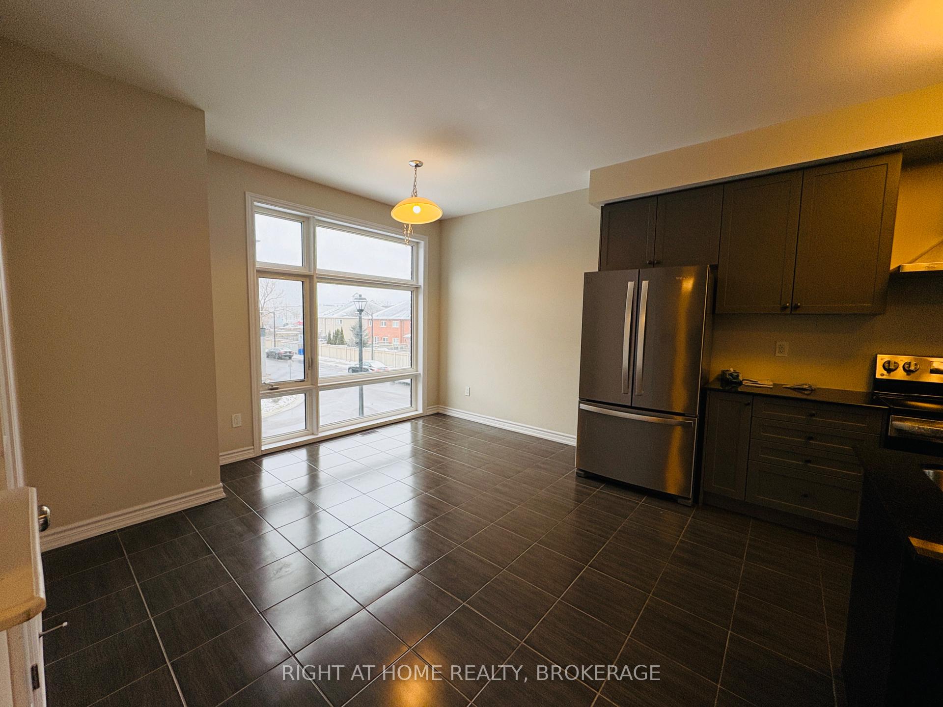Photo 7 of 54 Douet Lane, Ajax, South East — HOMEH