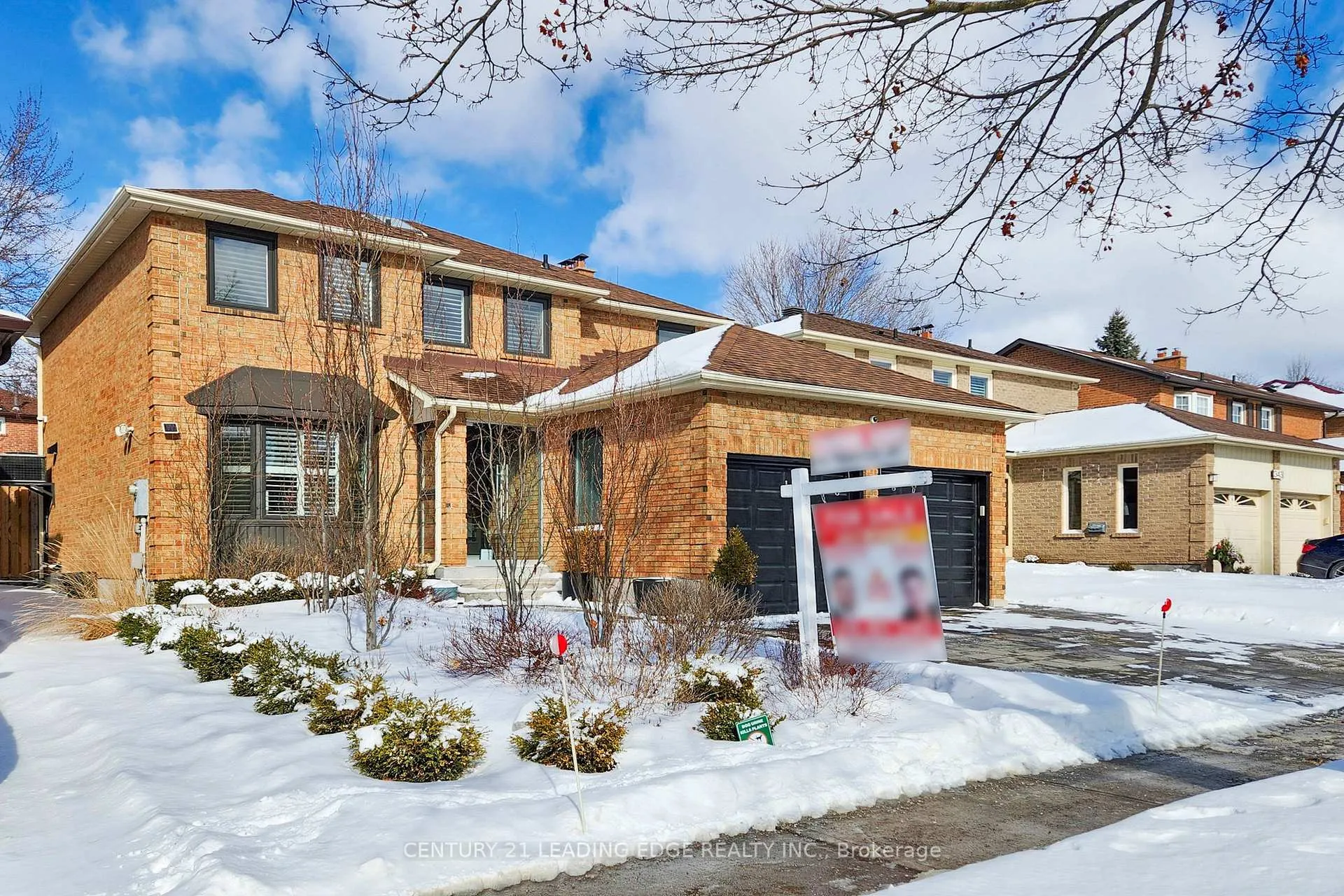 Photo 2 of 345 Raymerville Drive, Markham, Raymerville — HOMEH
