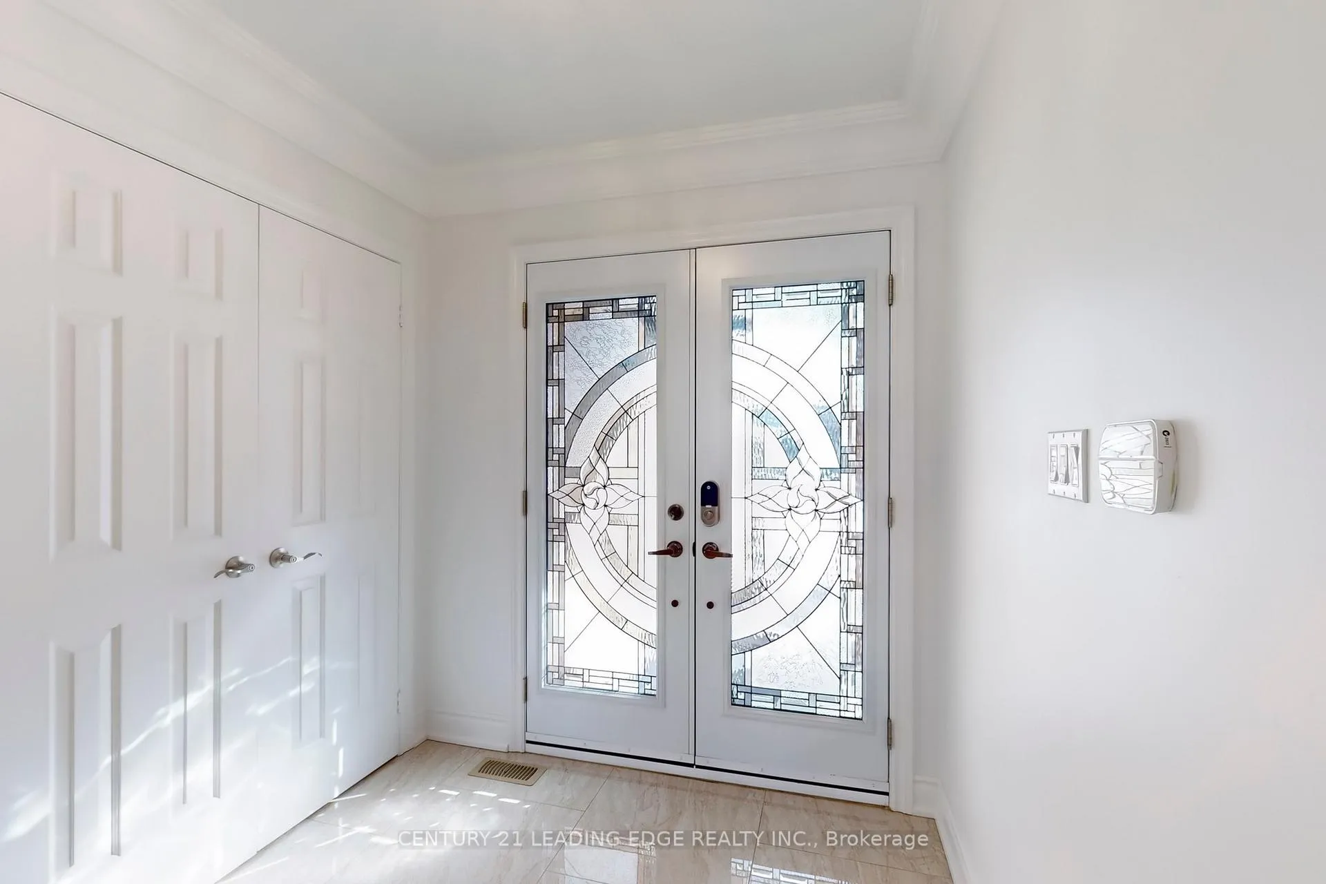 Photo 8 of 345 Raymerville Drive, Markham, Raymerville — HOMEH