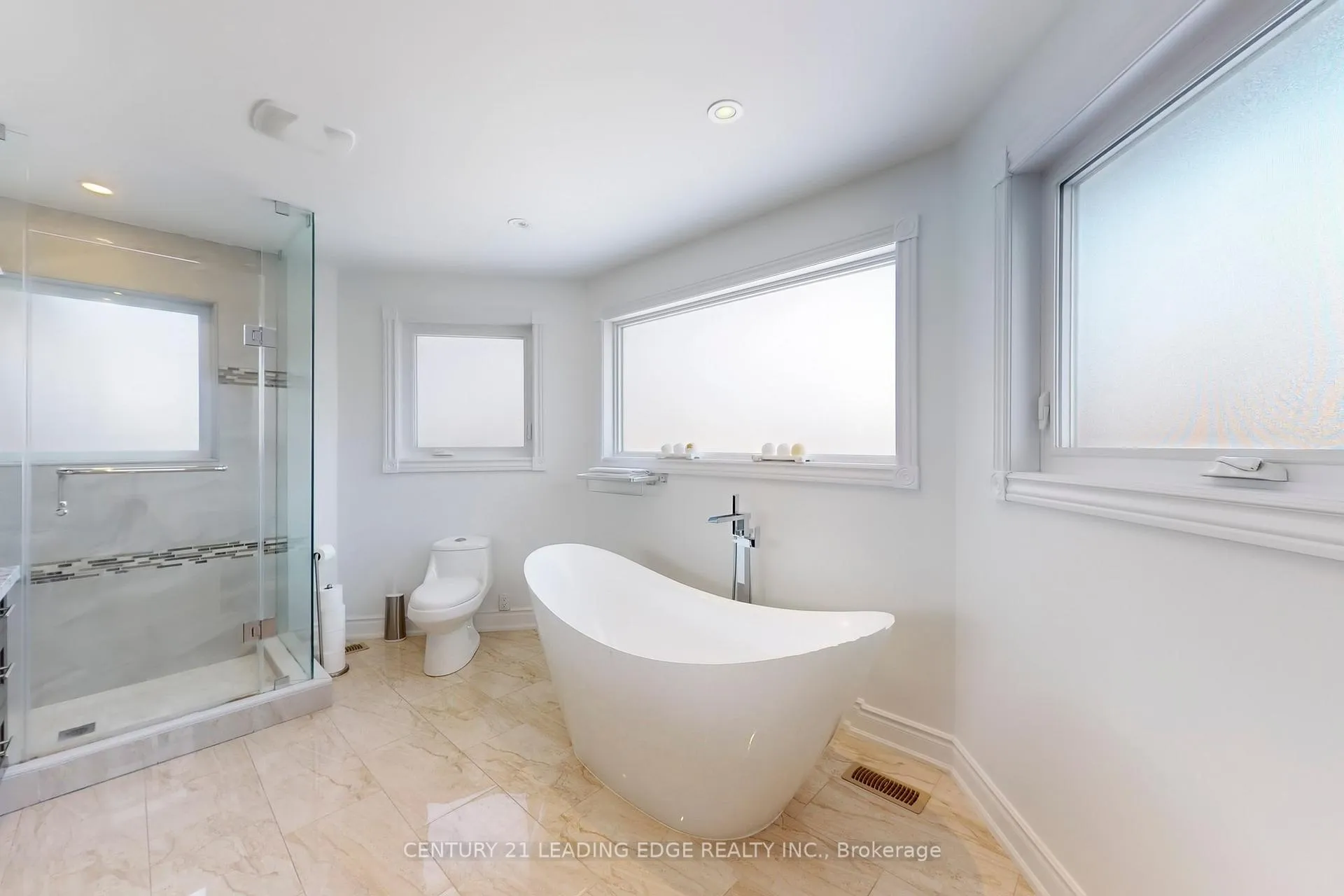 Photo 26 of 345 Raymerville Drive, Markham, Raymerville — HOMEH