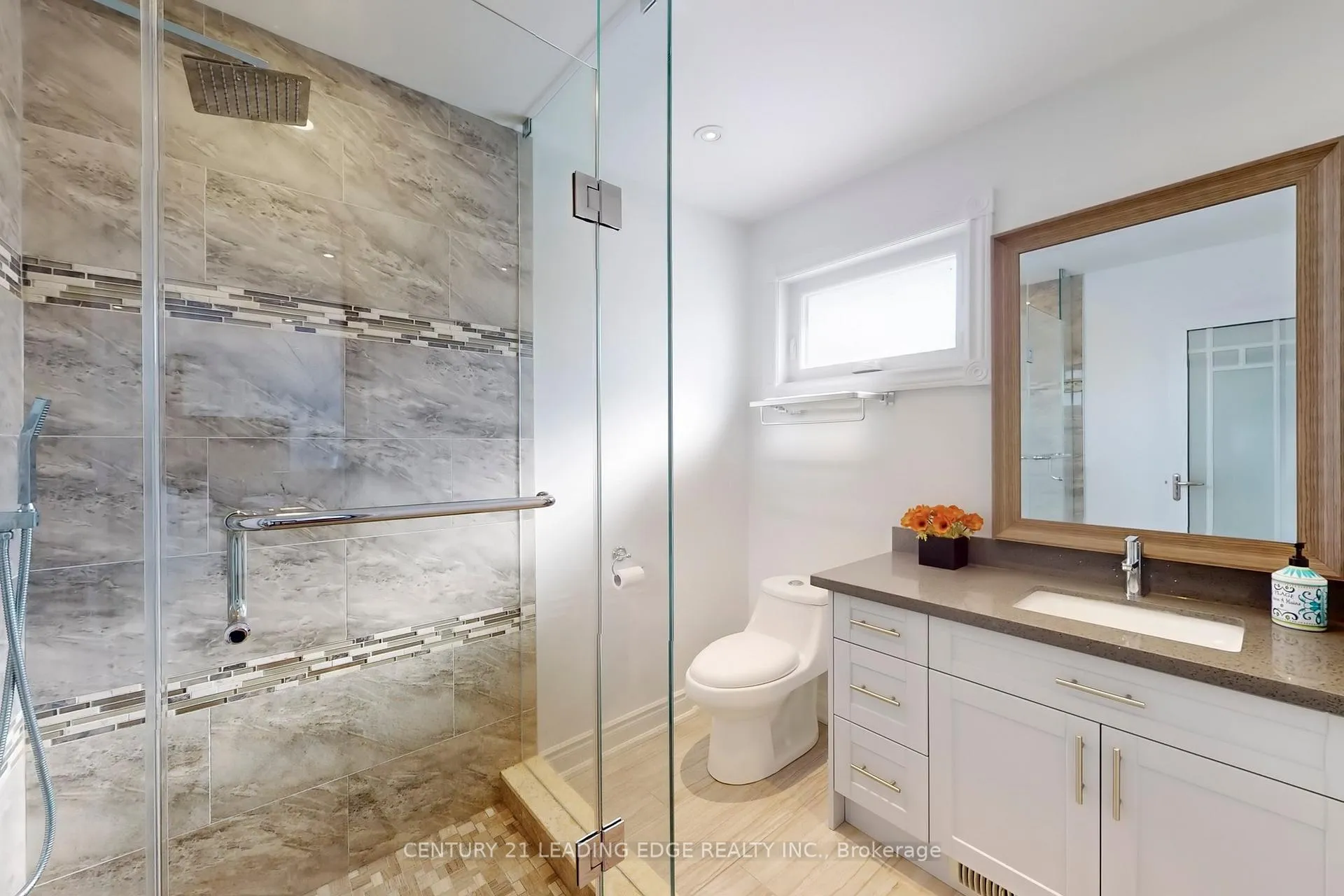 Photo 34 of 345 Raymerville Drive, Markham, Raymerville — HOMEH