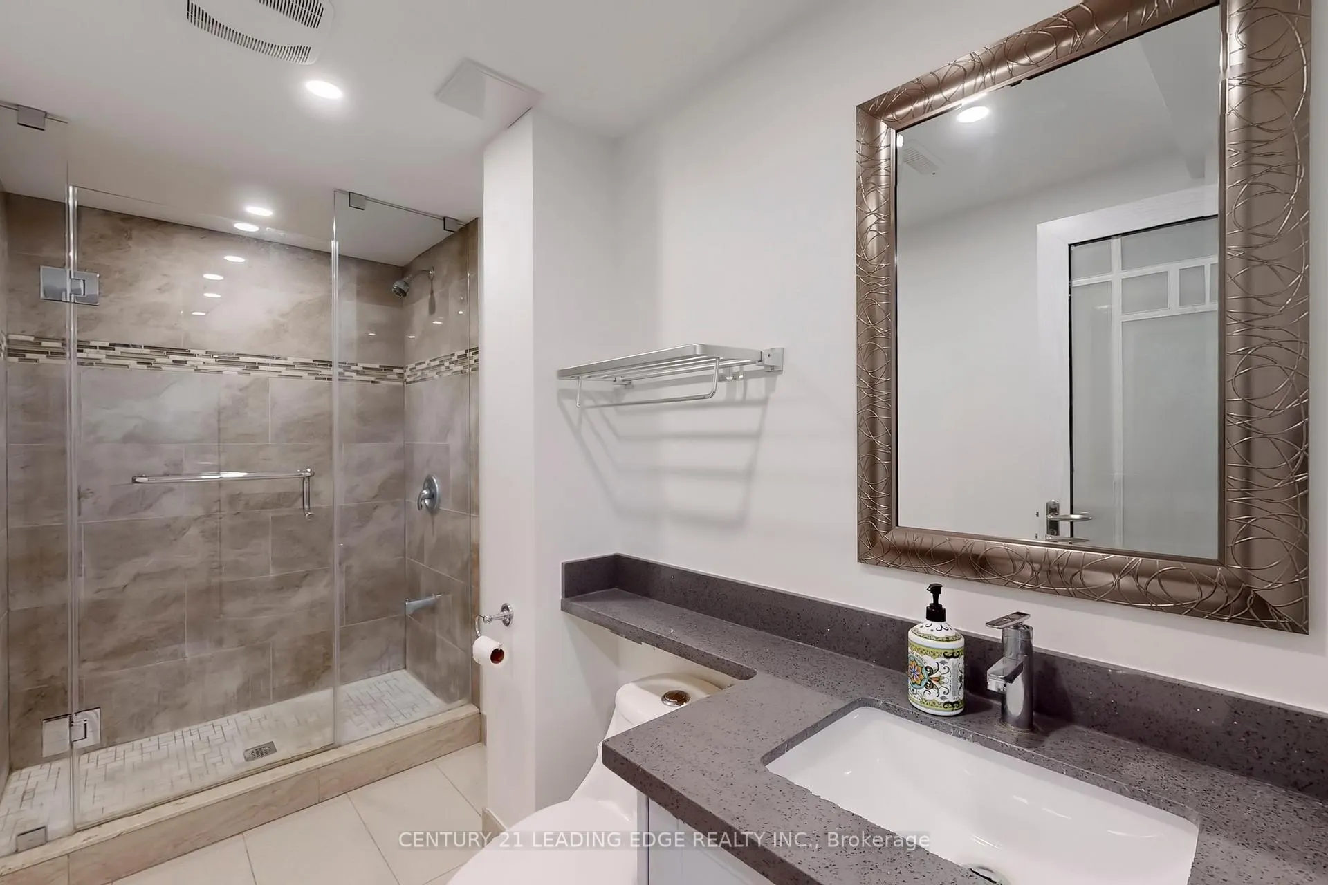 Photo 40 of 345 Raymerville Drive, Markham, Raymerville — HOMEH