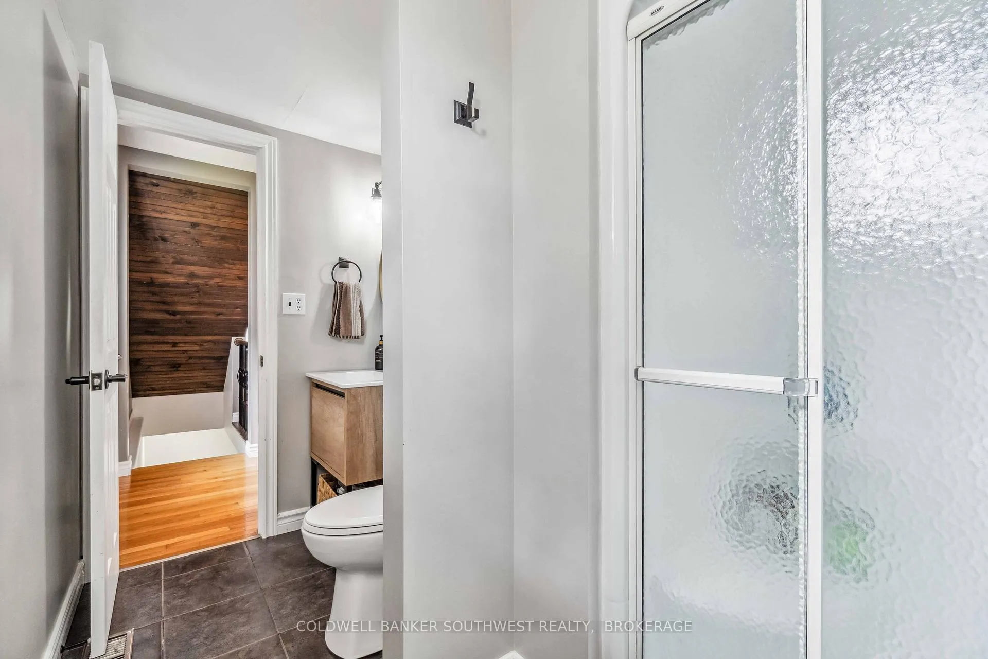 Photo 15 of 146 Emi Avenue, St. Clair — HOMEH