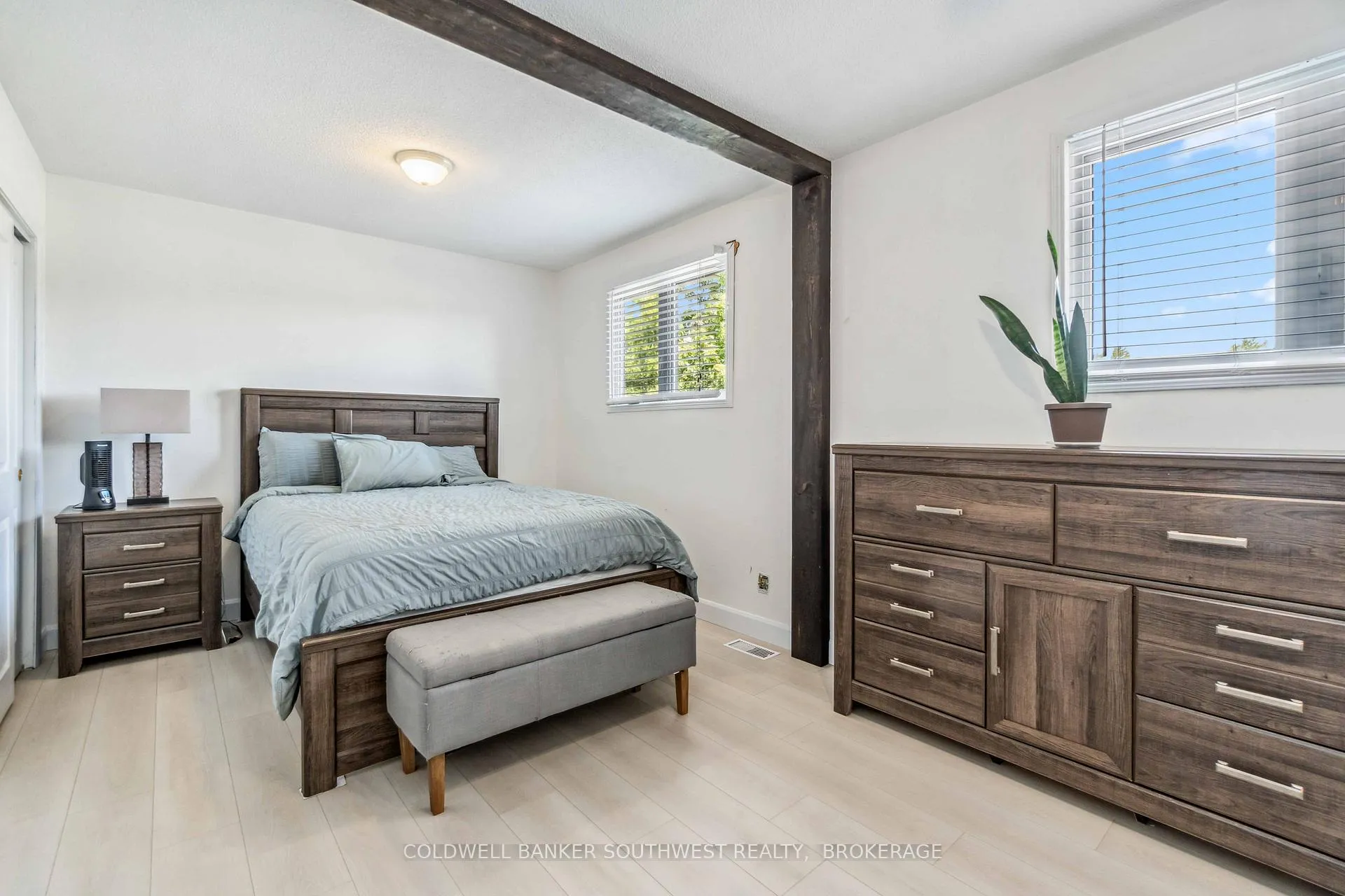 Photo 26 of 146 Emi Avenue, St. Clair — HOMEH