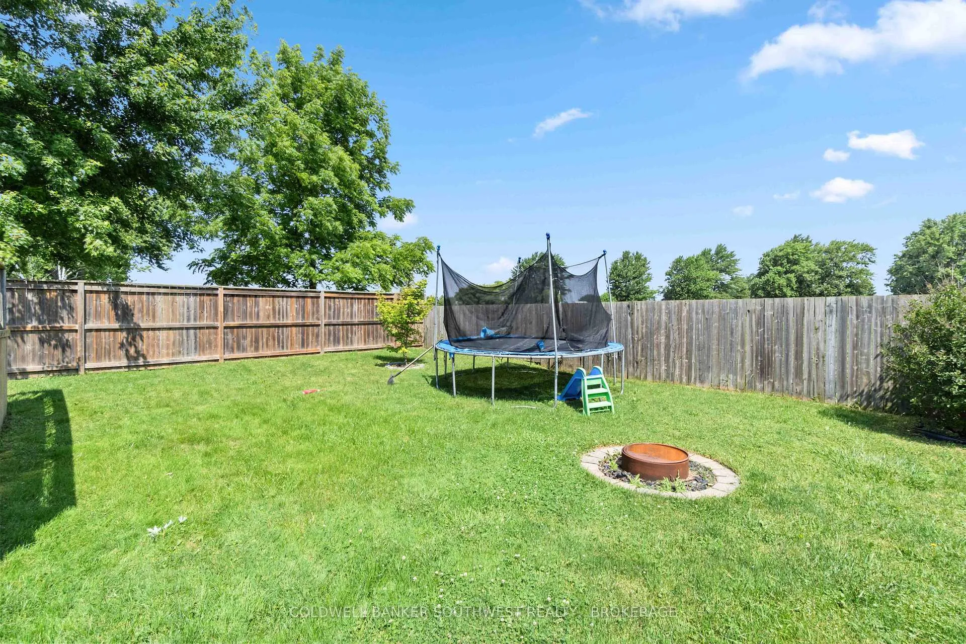 Photo 30 of 146 Emi Avenue, St. Clair — HOMEH